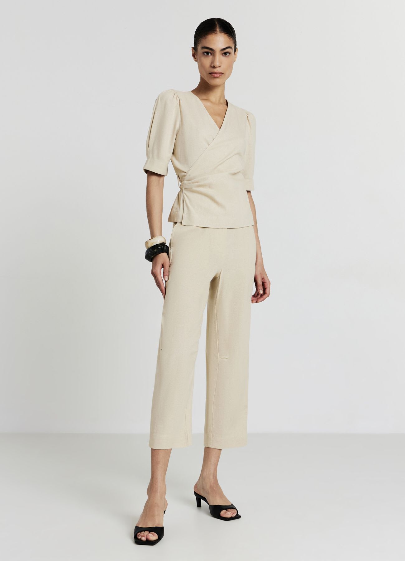 Blusa incrociata maniche palloncino