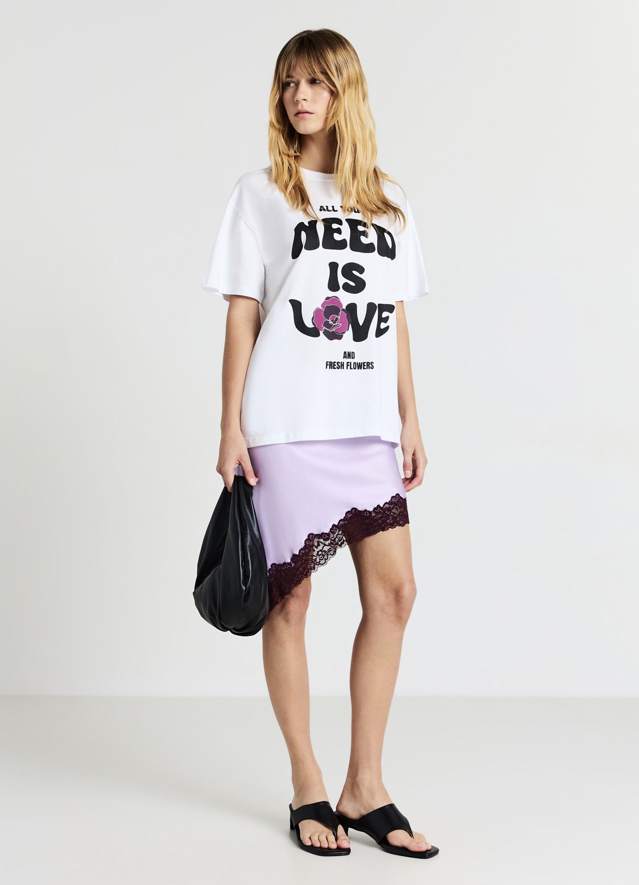 T-shirt oversize scritte