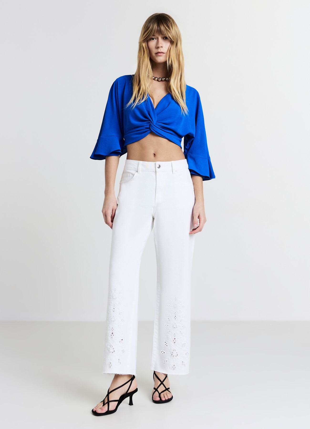 Camicia torciglione con volant