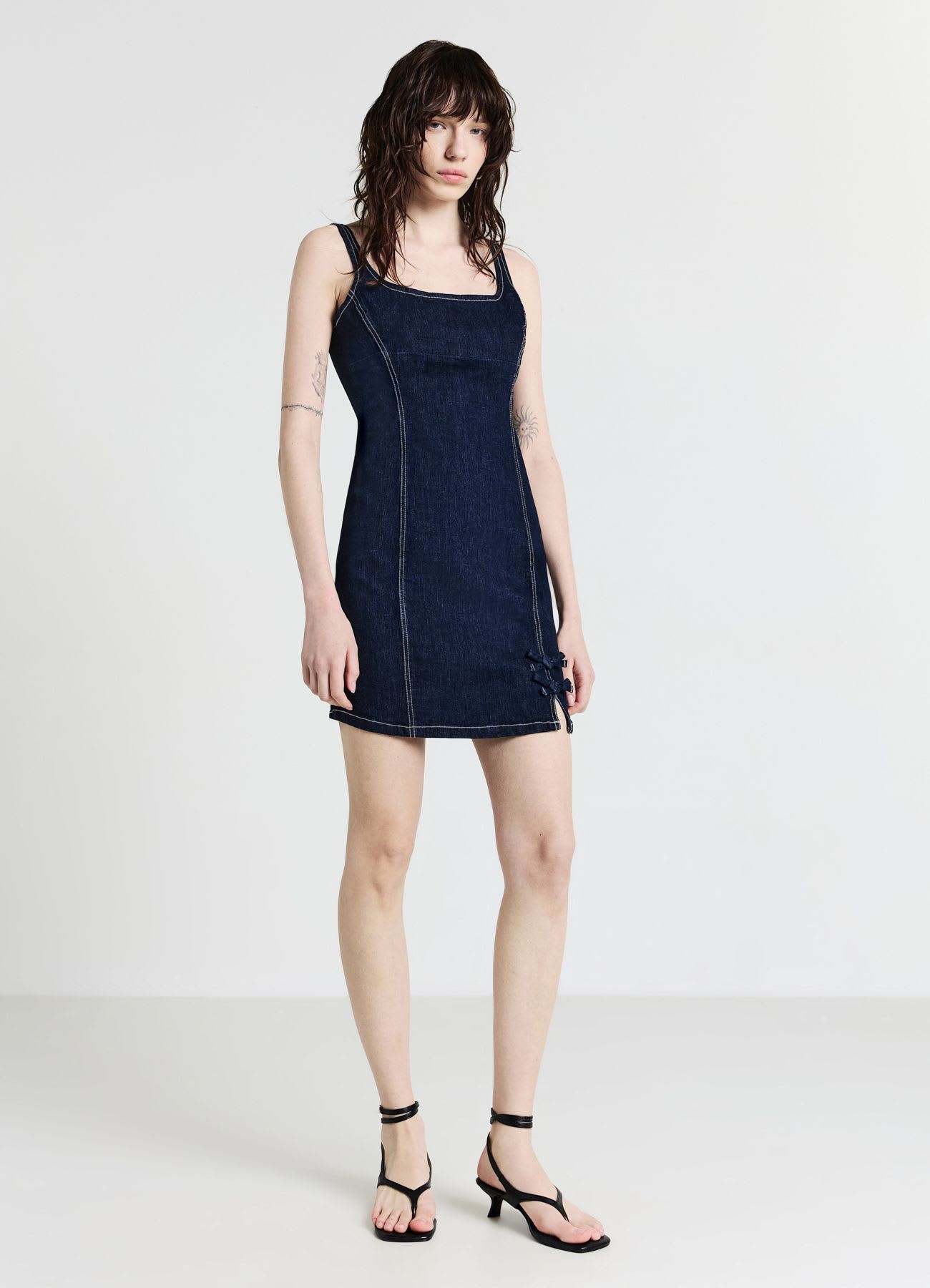 Vestito denim con fiocchi