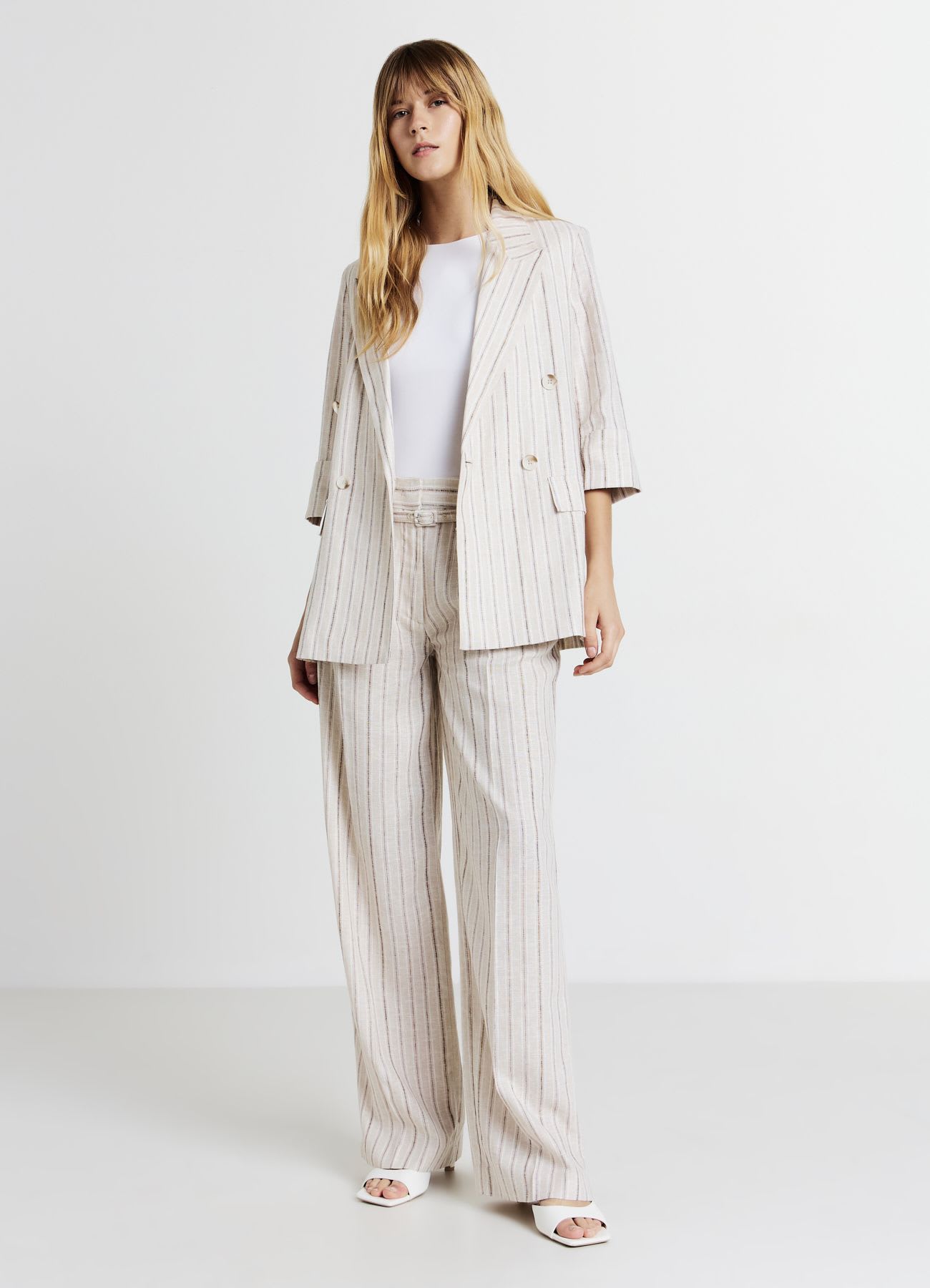 Blazer gessato misto lino