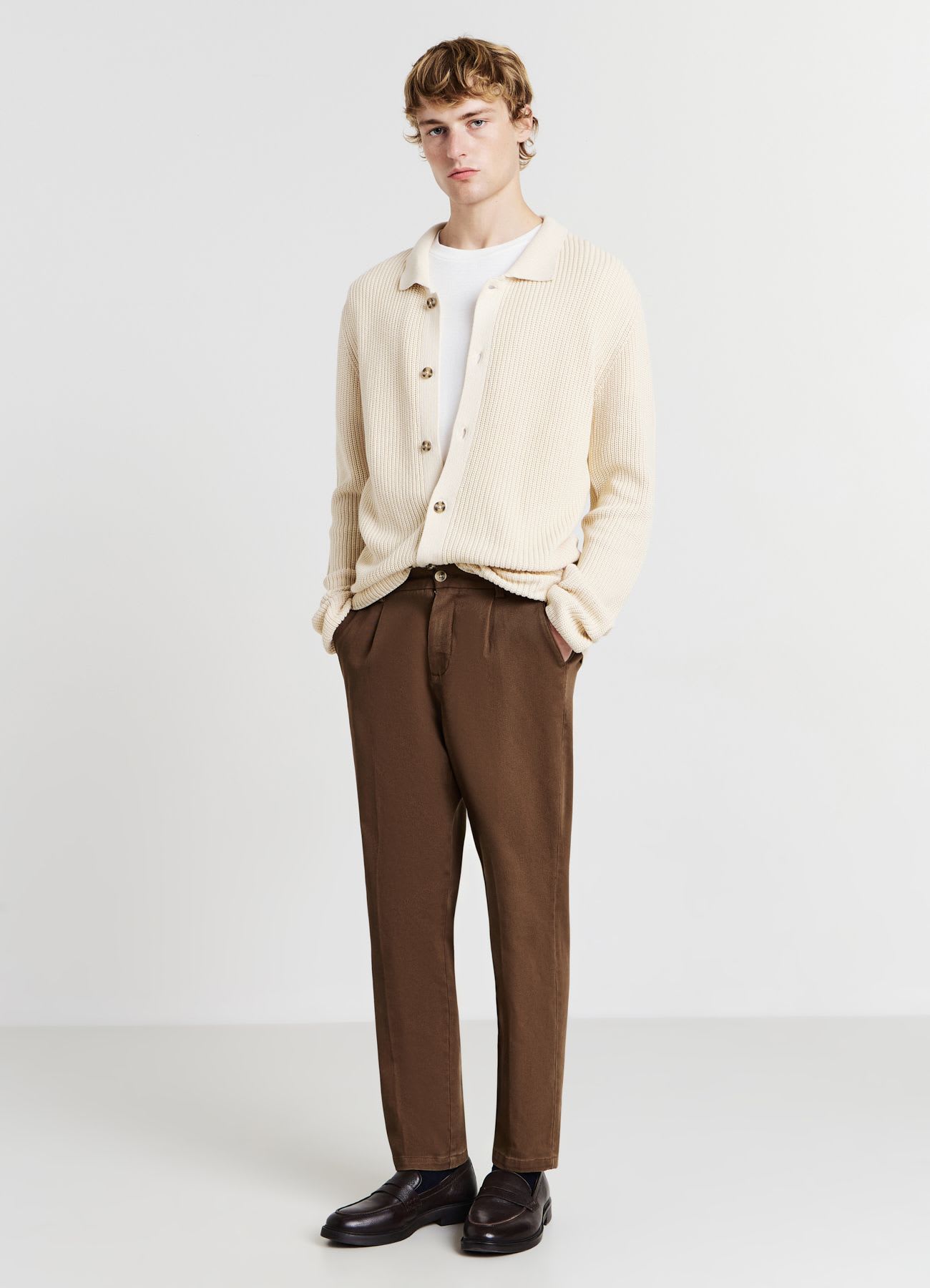 Cardigan con collo a camicia