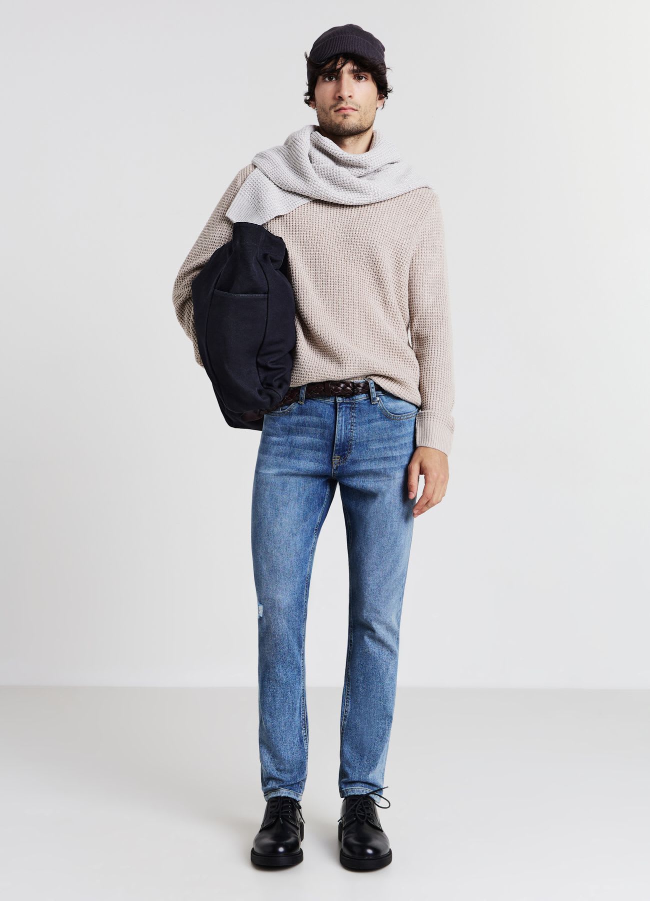 Jeans skinny con strappi
