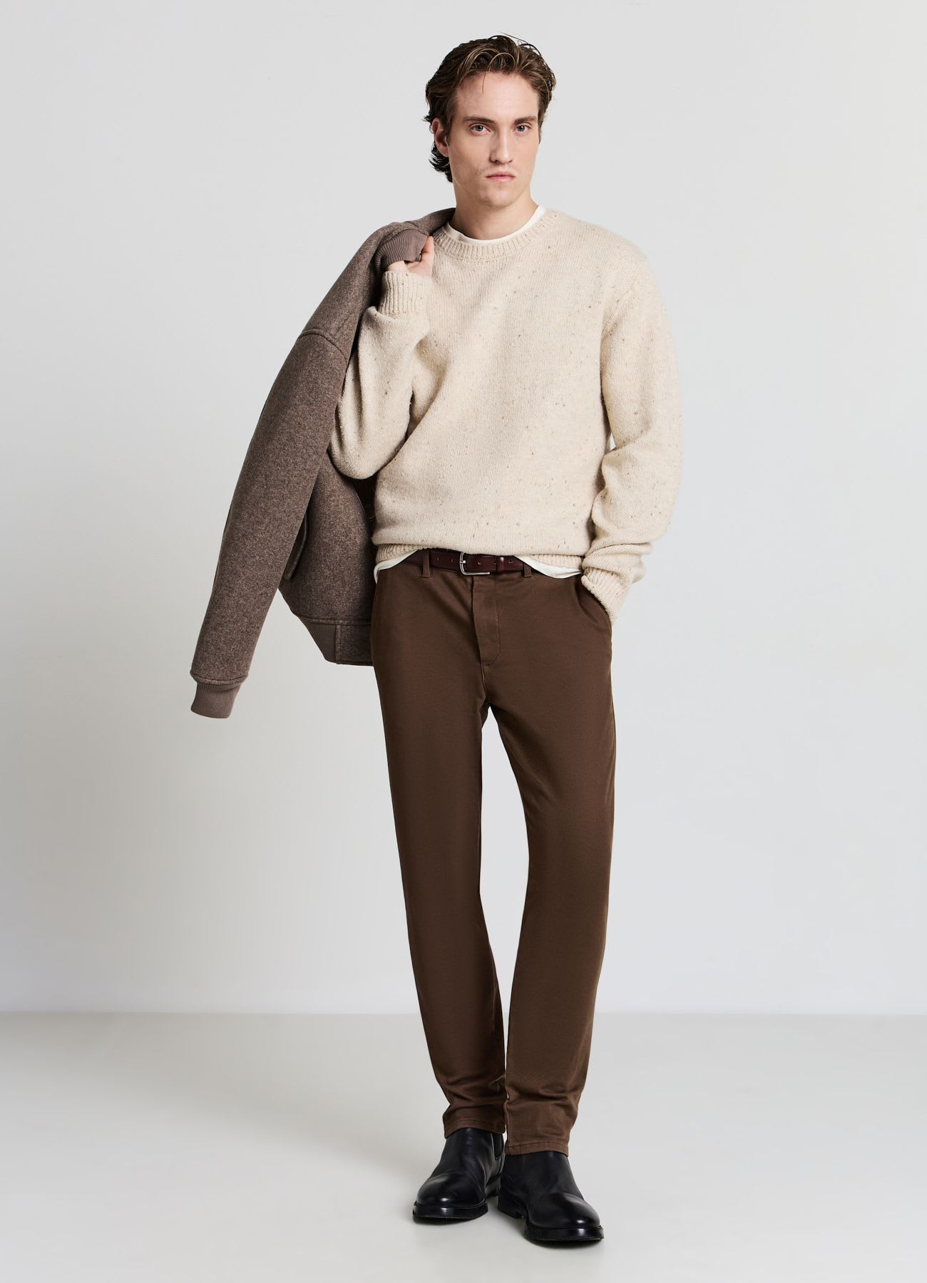 Pantaloni chino slim in twill pesante
