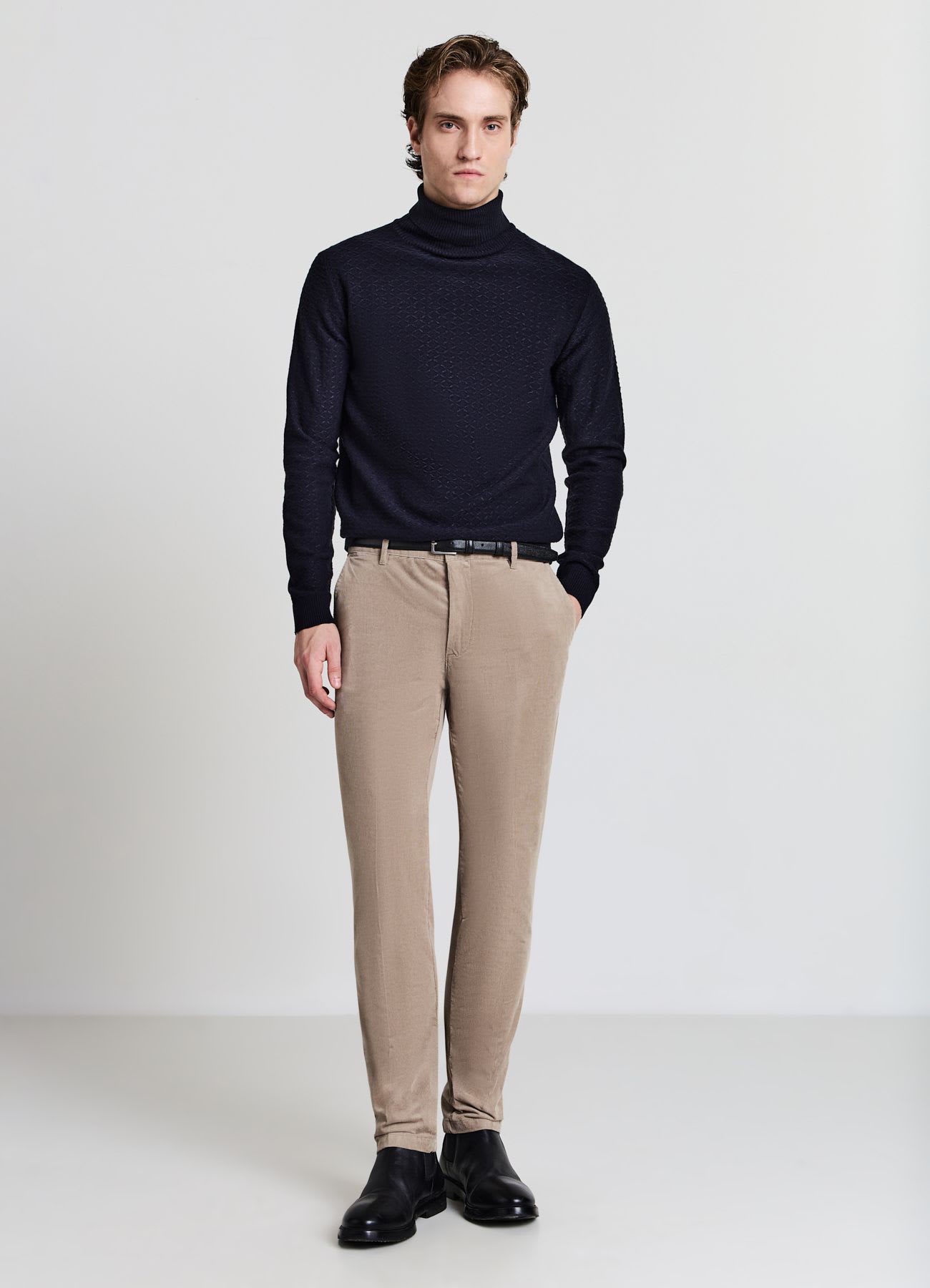 Maglia dolcevita lavorata