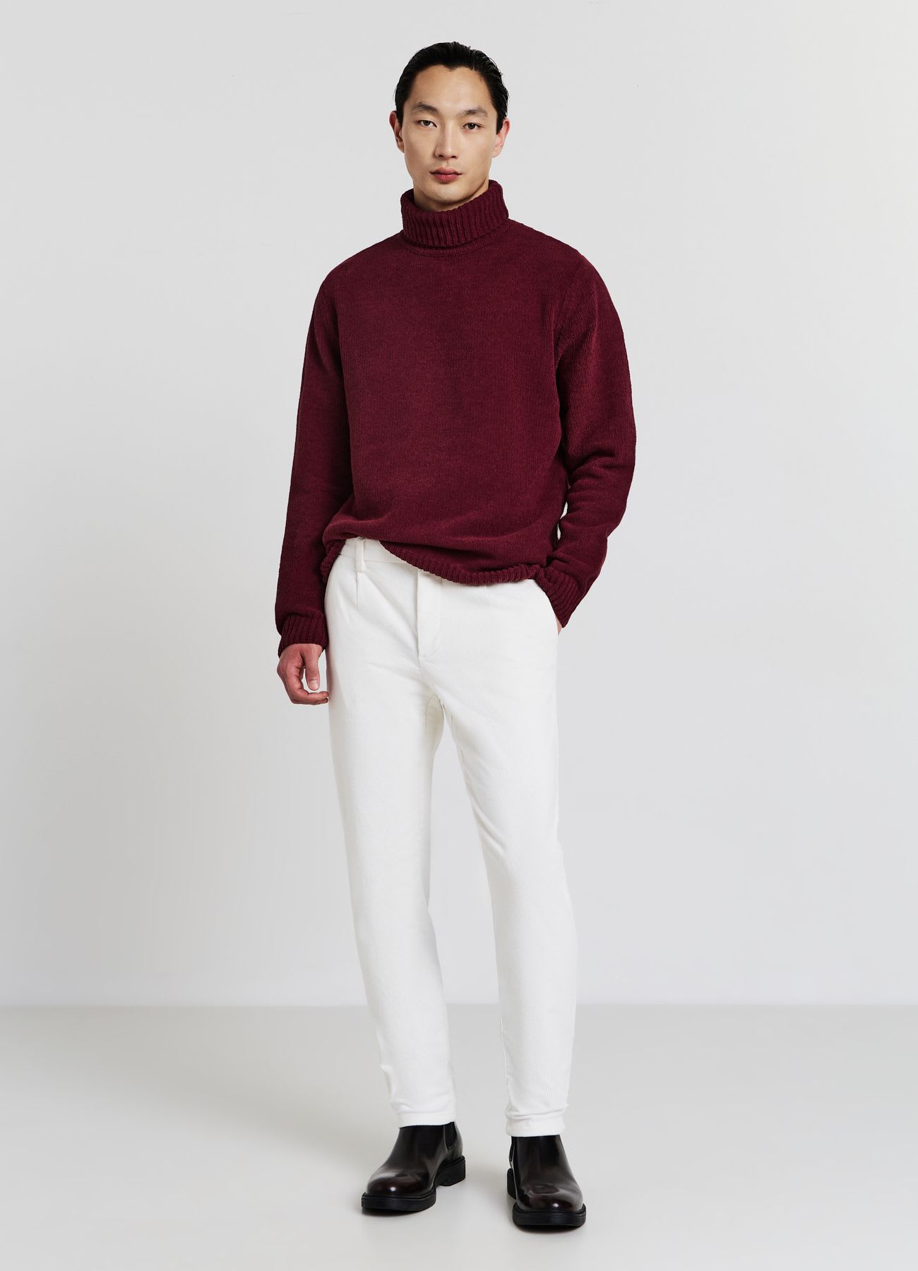 Pantaloni chino tinta unita