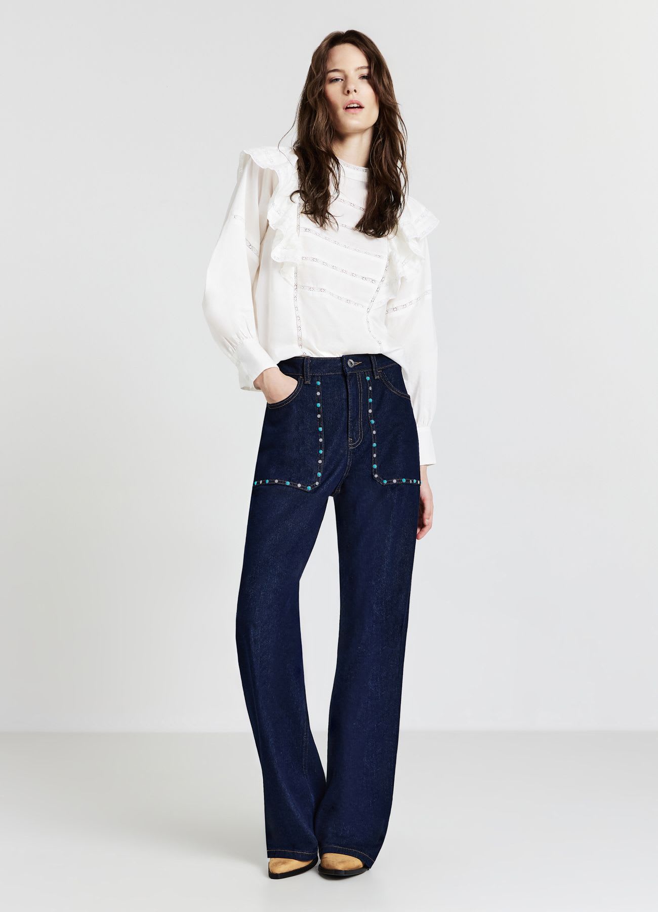 Blusa volant inserti passamaneria