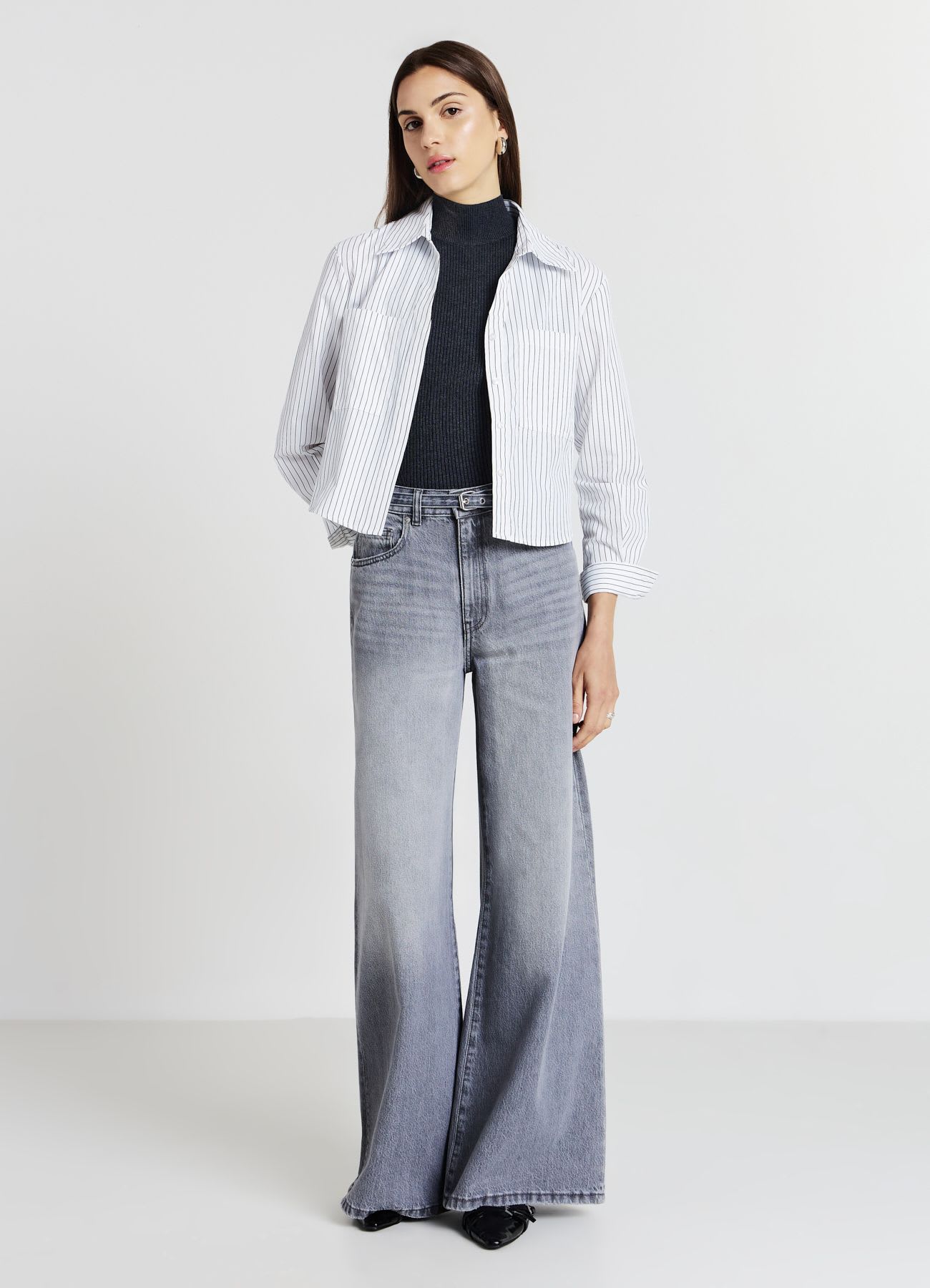 Camicia crop tasche a righe