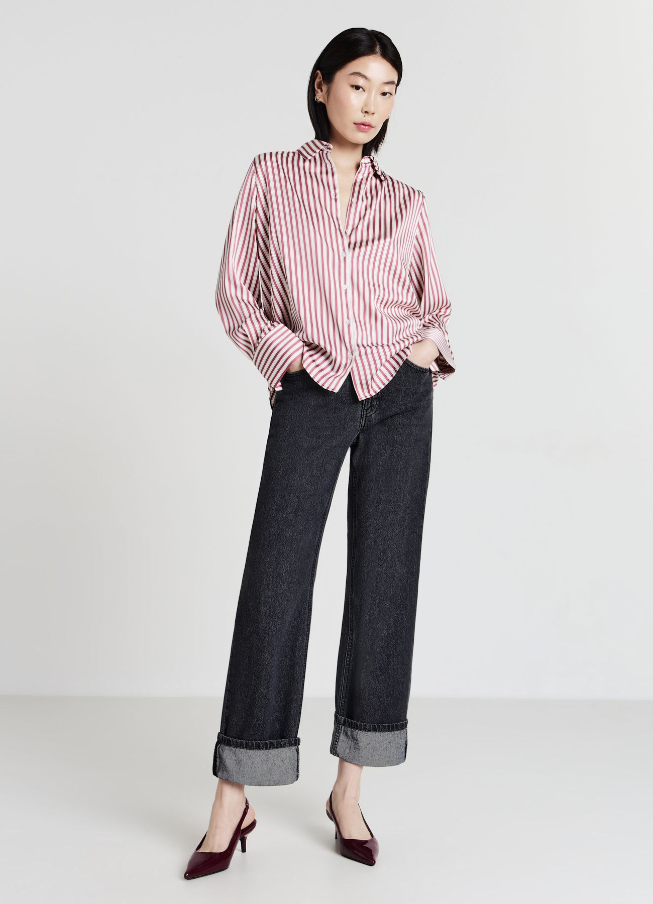 Jeans straight con risvolto