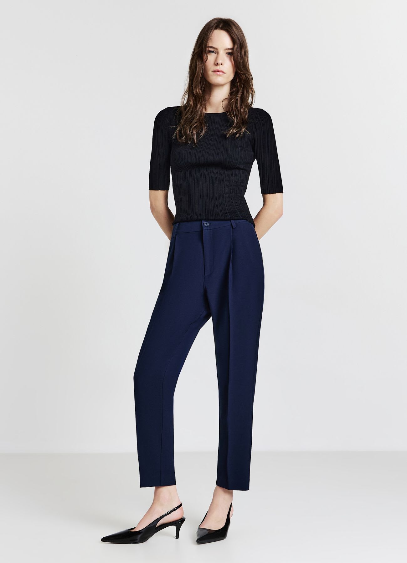 Pantaloni con pinces
