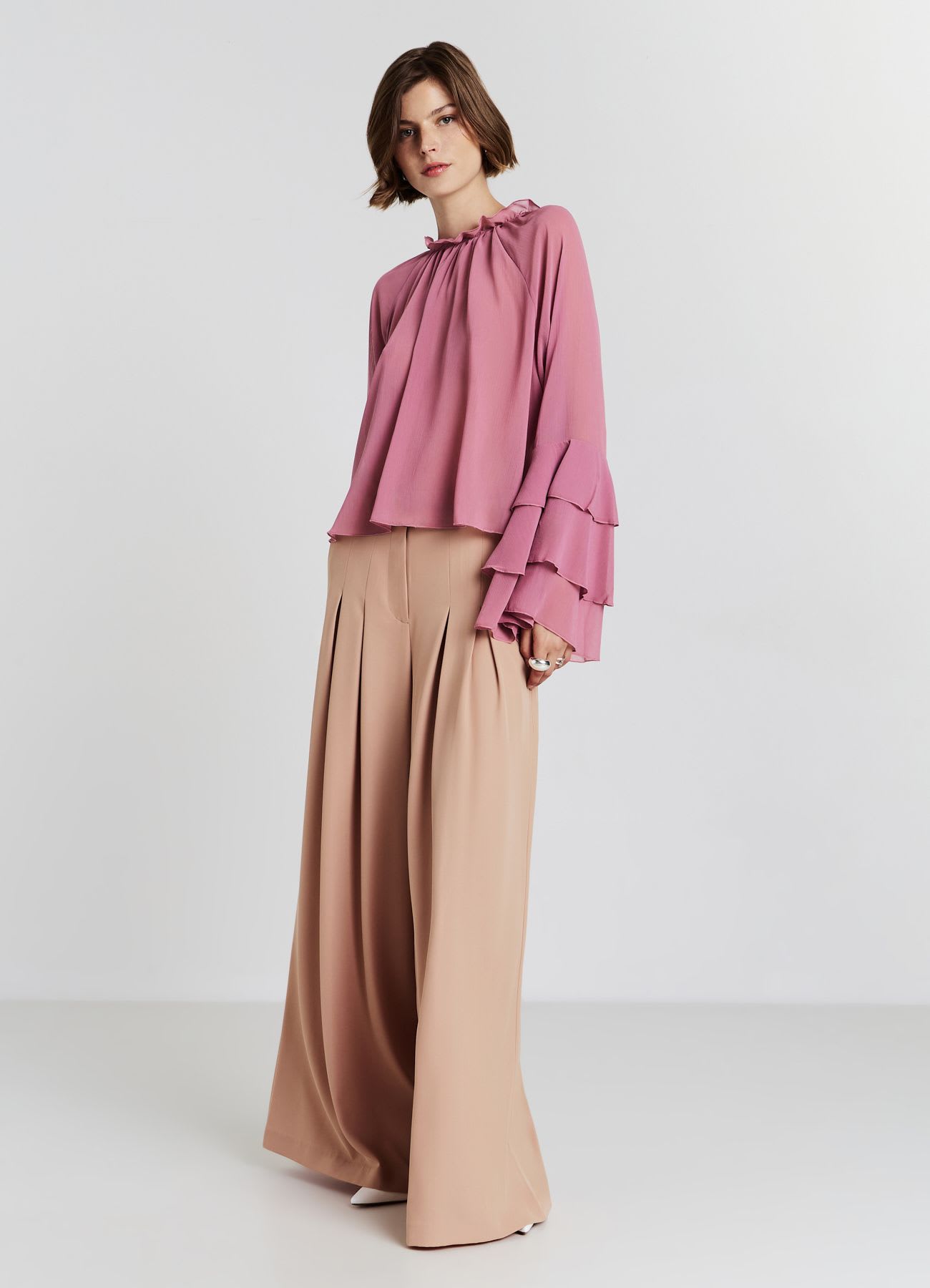 Blusa maniche volant