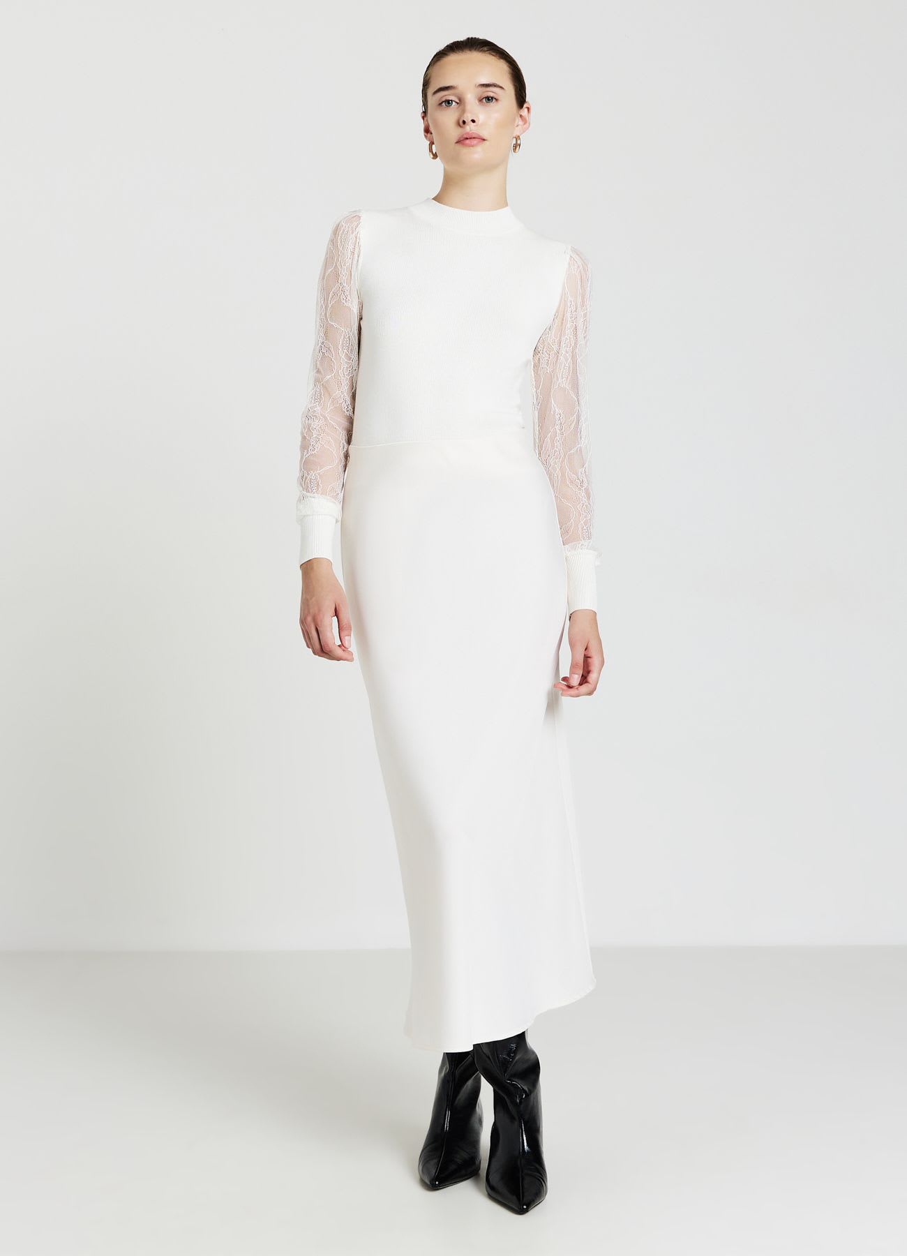 Maglia con maniche in pizzo