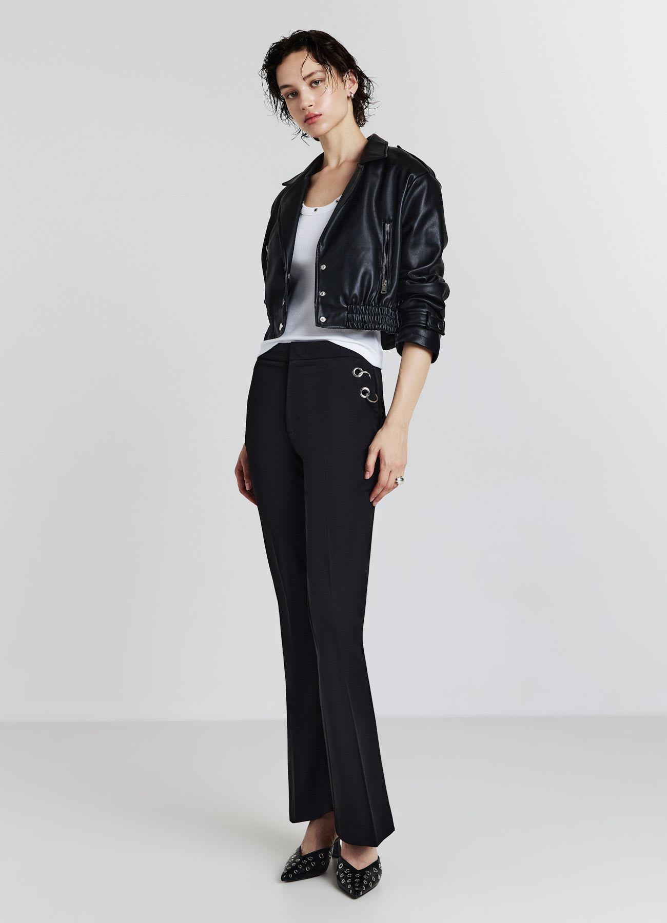 Giubbino crop simil pelle