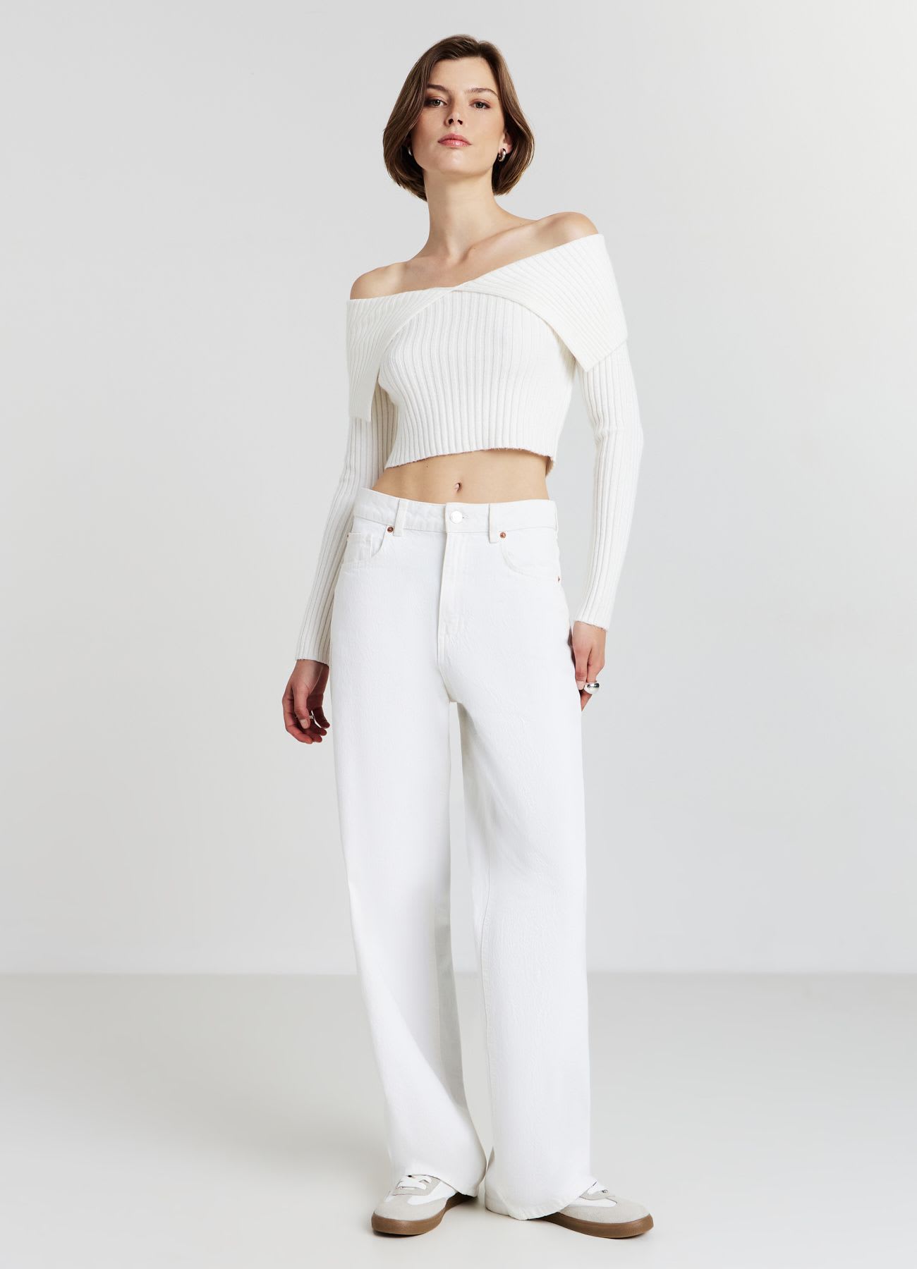 Maglia spalle scoperte