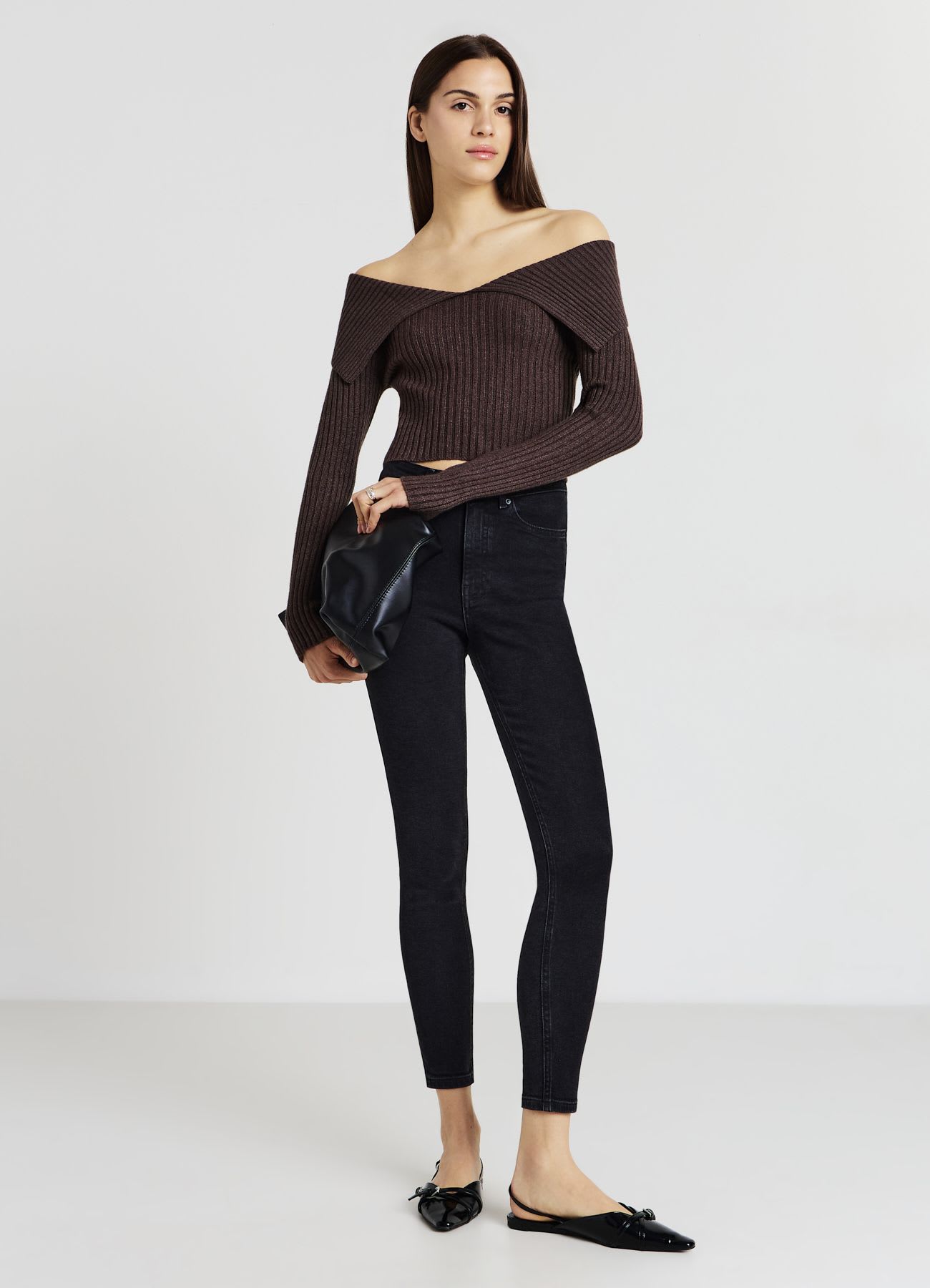 Maglia spalle scoperte