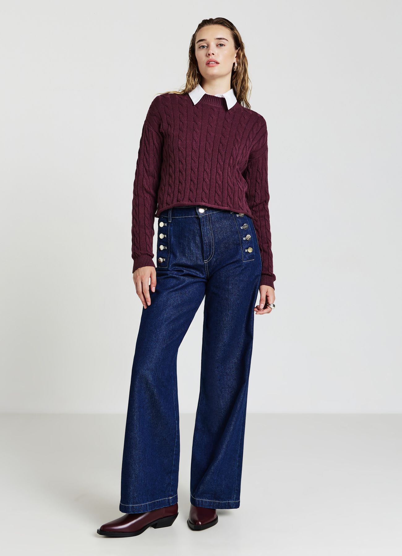 Maglia crop con trecce
