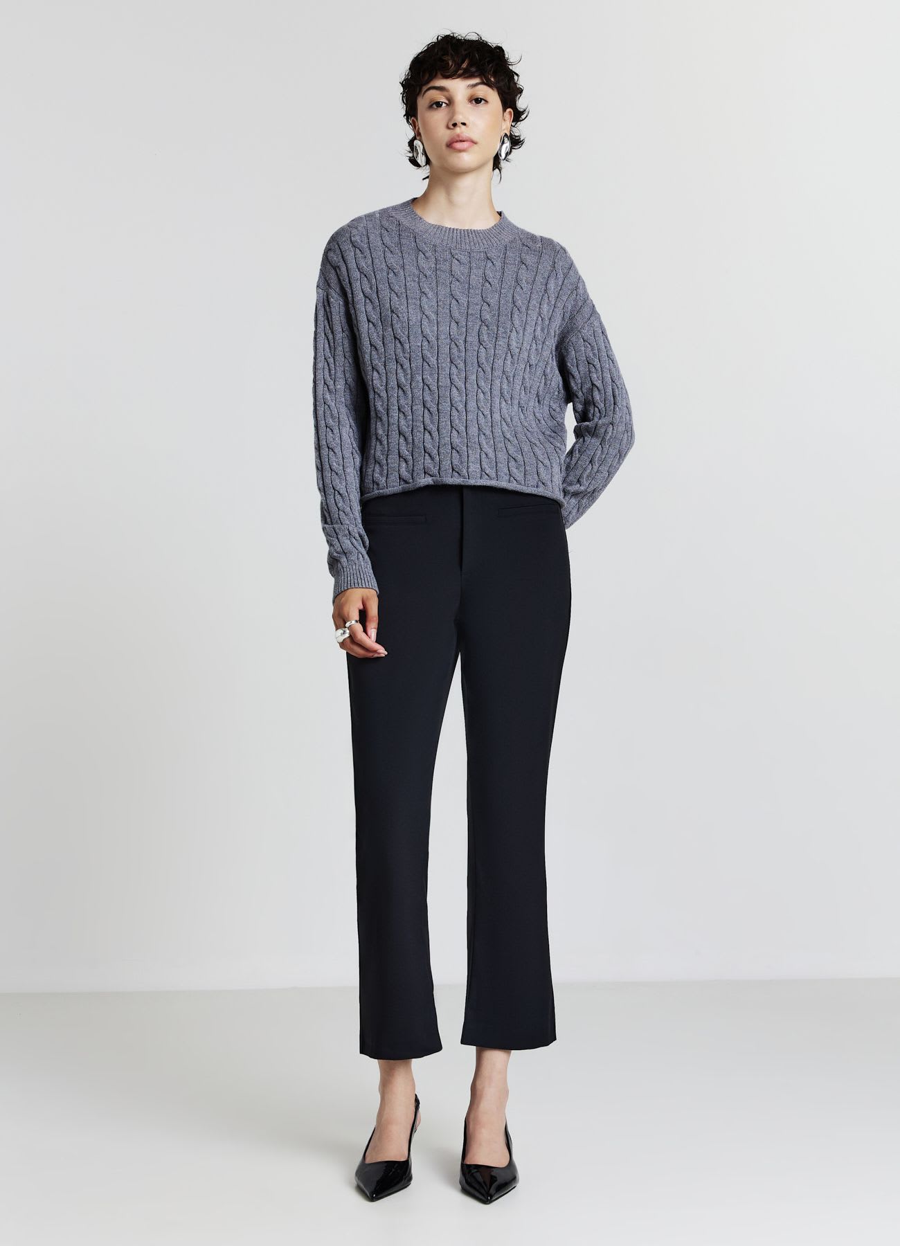 Maglia crop con trecce
