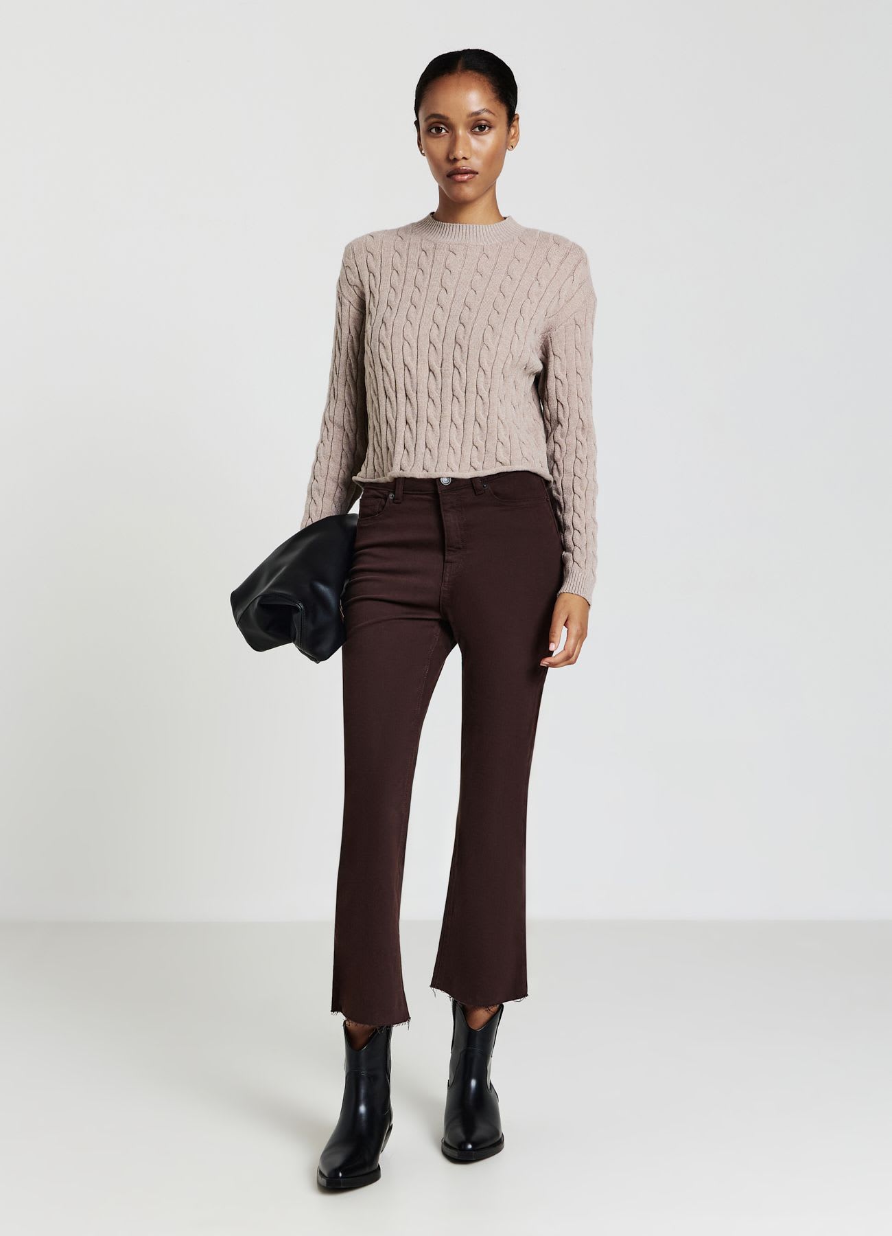 Maglia crop con trecce