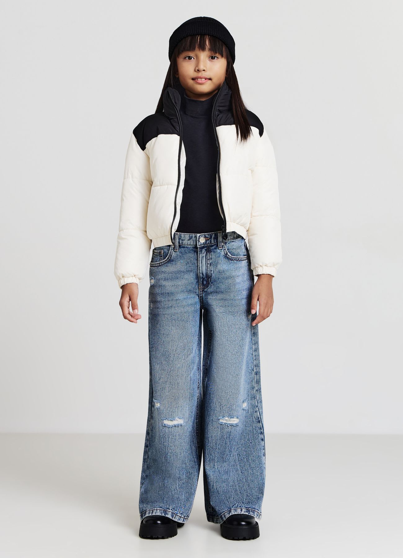 Jeans wide leg con strappi