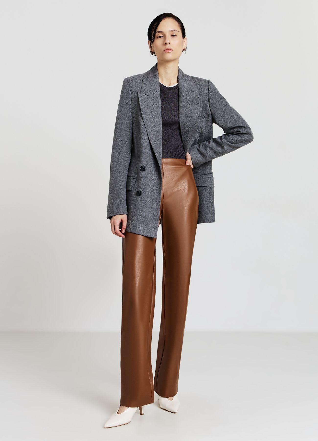 Pantaloni straight effetto pelle