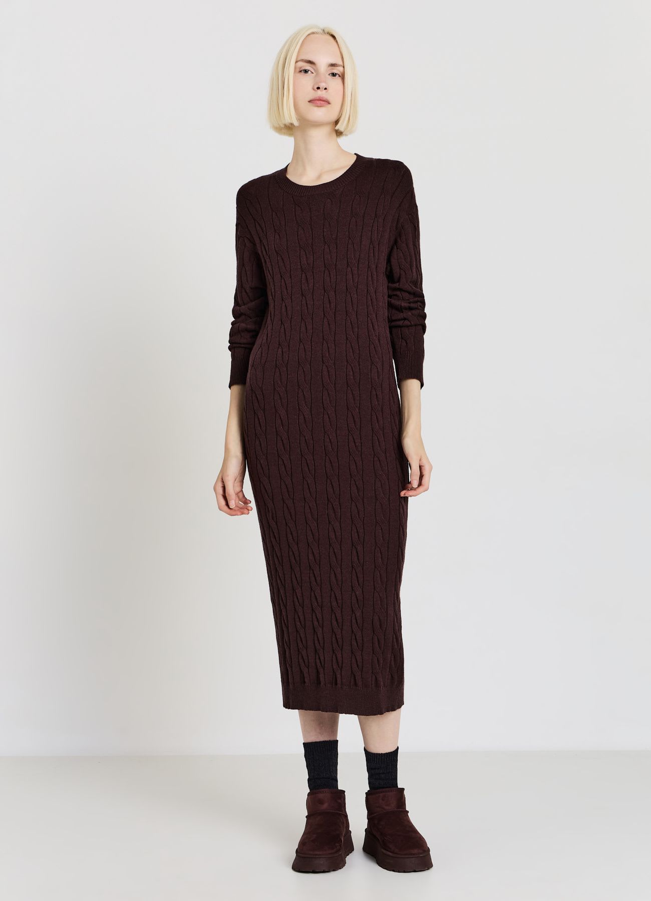 Vestito lungo a trecce
