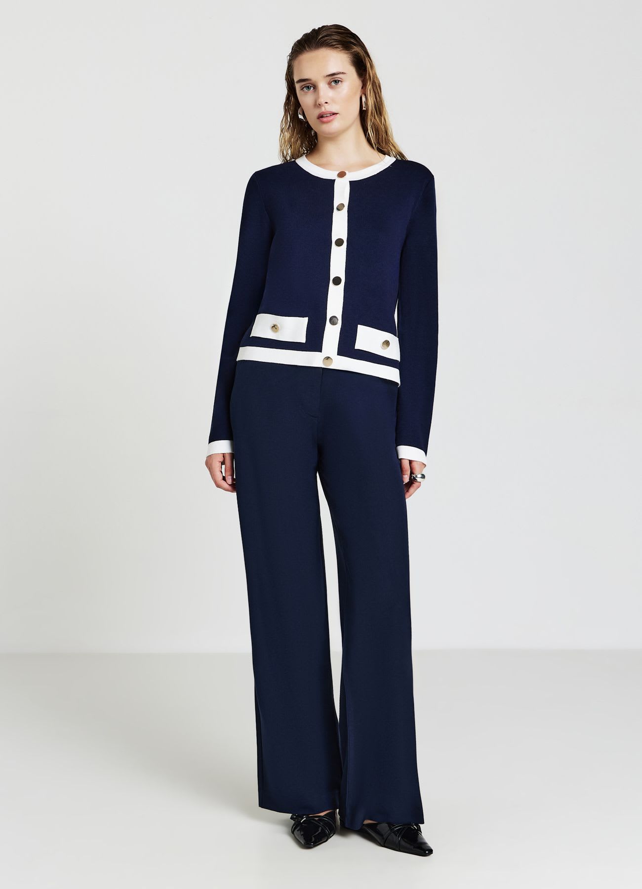 Cardigan con bottoni