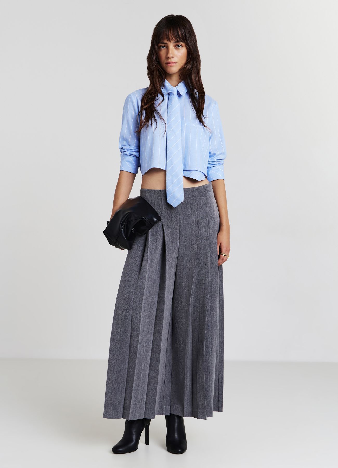 Camicia crop a righe cravatta