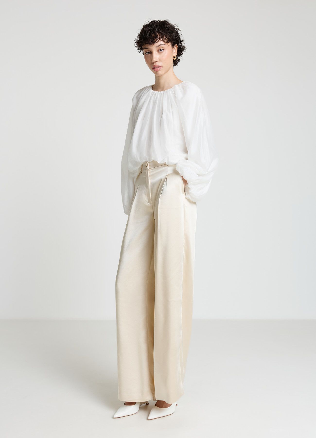 Blusa con maniche a palloncino