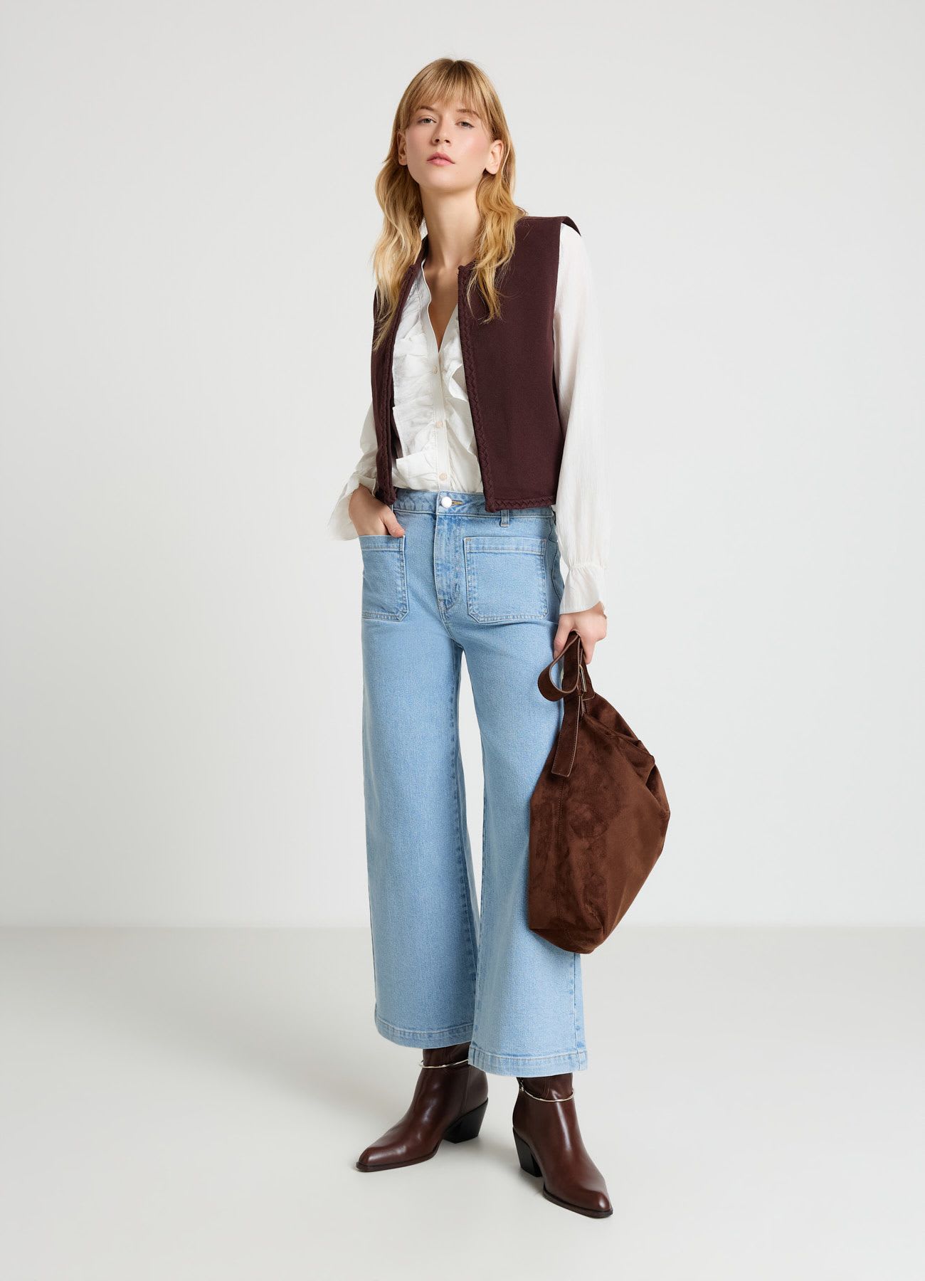 Jeans culotte con tasche applicate