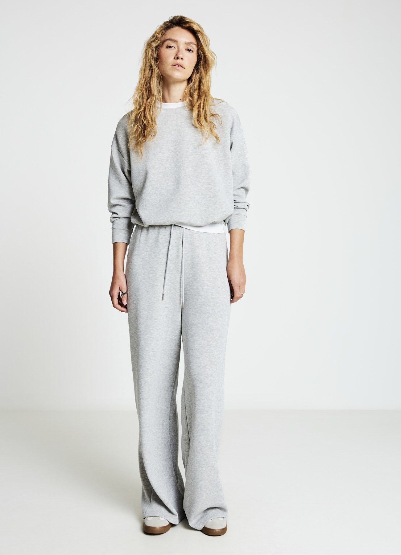 Pantaloni ginnici palazzo tinta unita