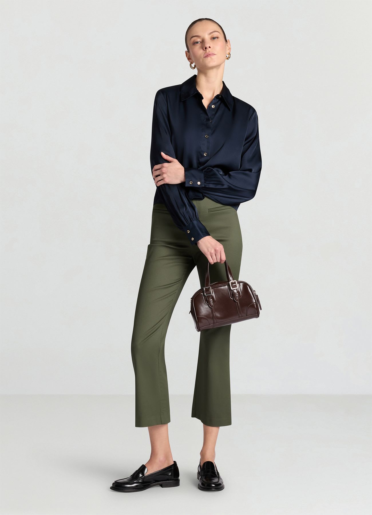 Camicia crop simil satin maniche a palloncino