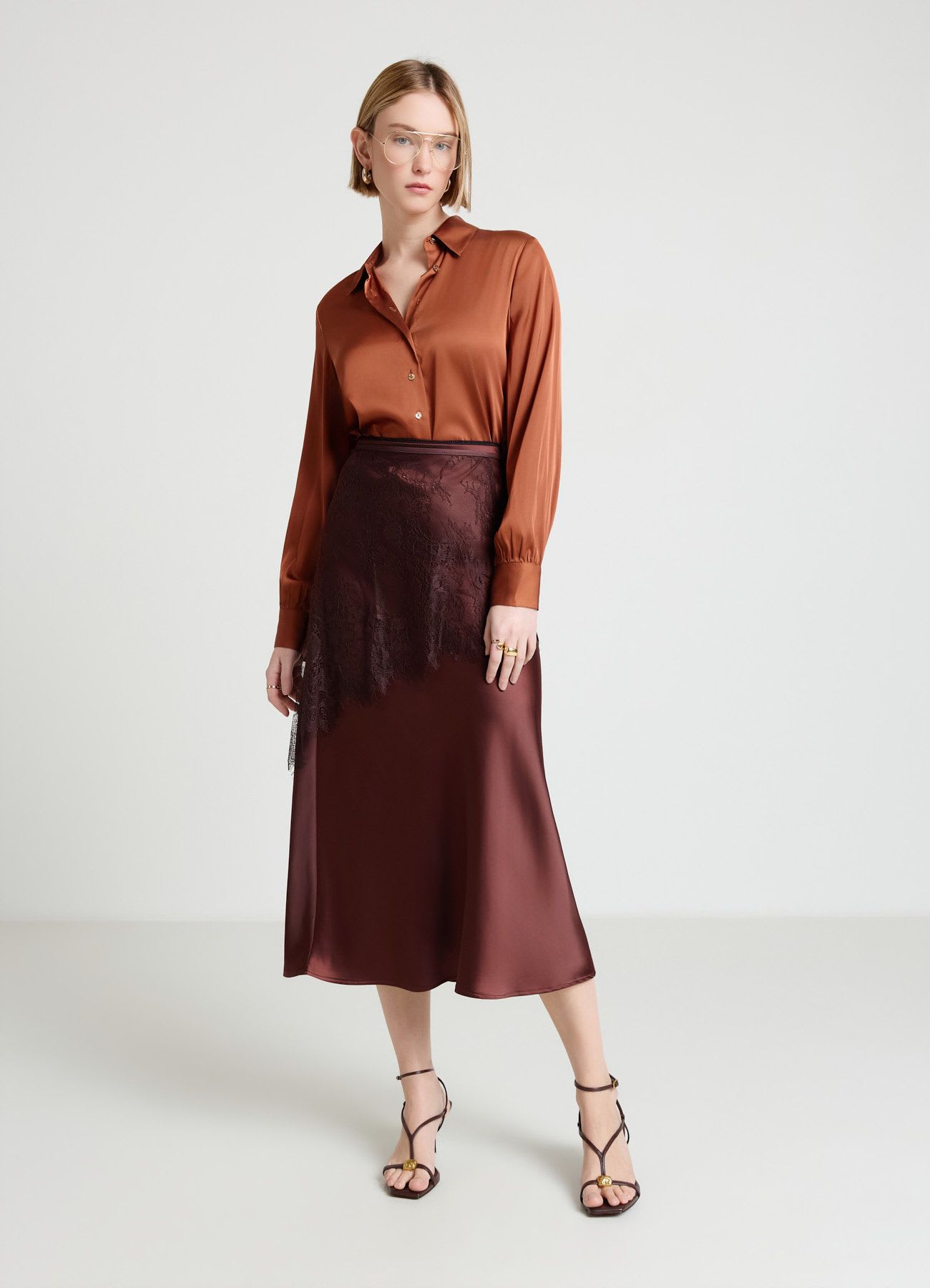 Camicia crop simil satin maniche a palloncino