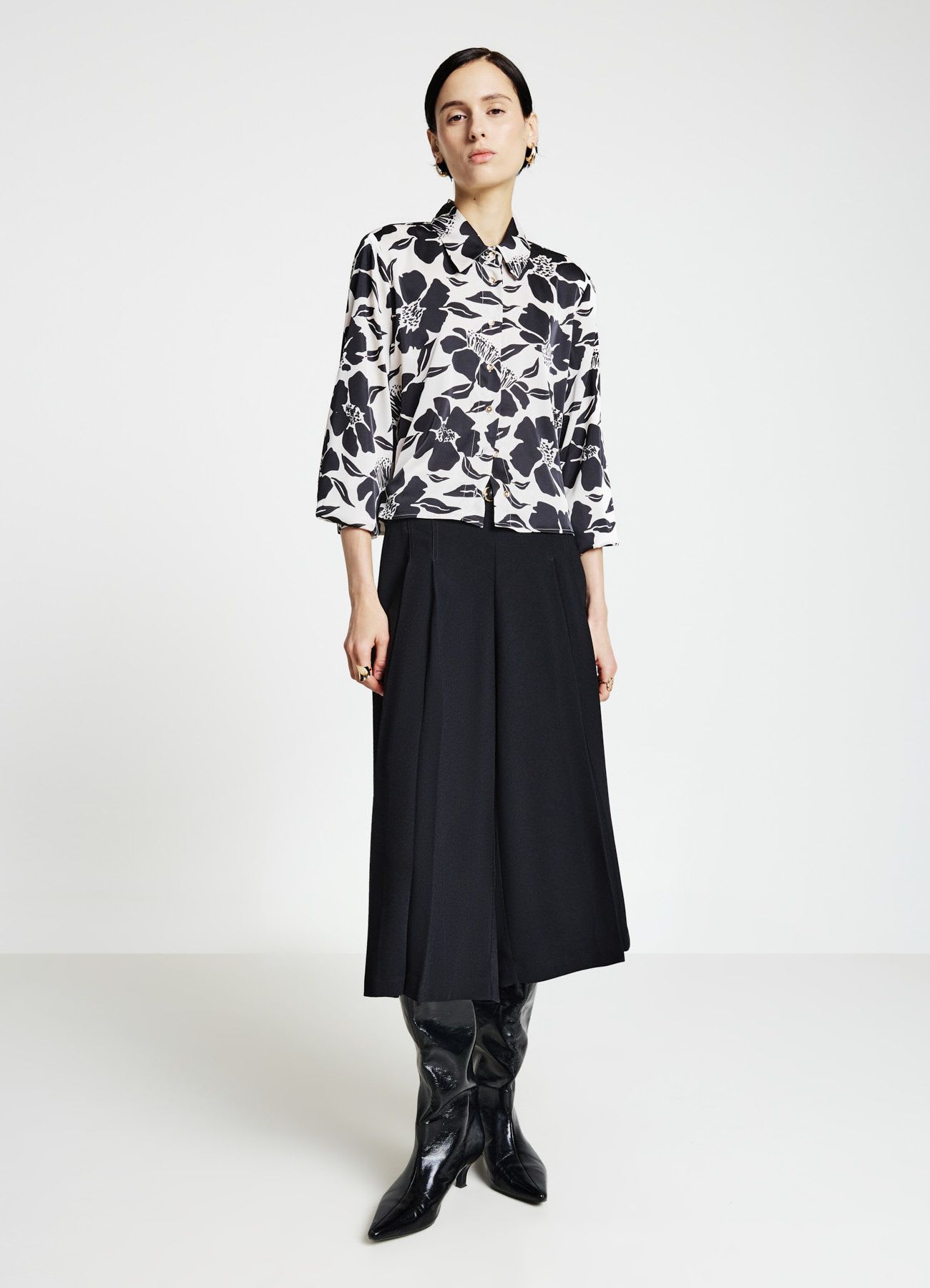 Camicia corta con stampa fiori maniche a palloncino