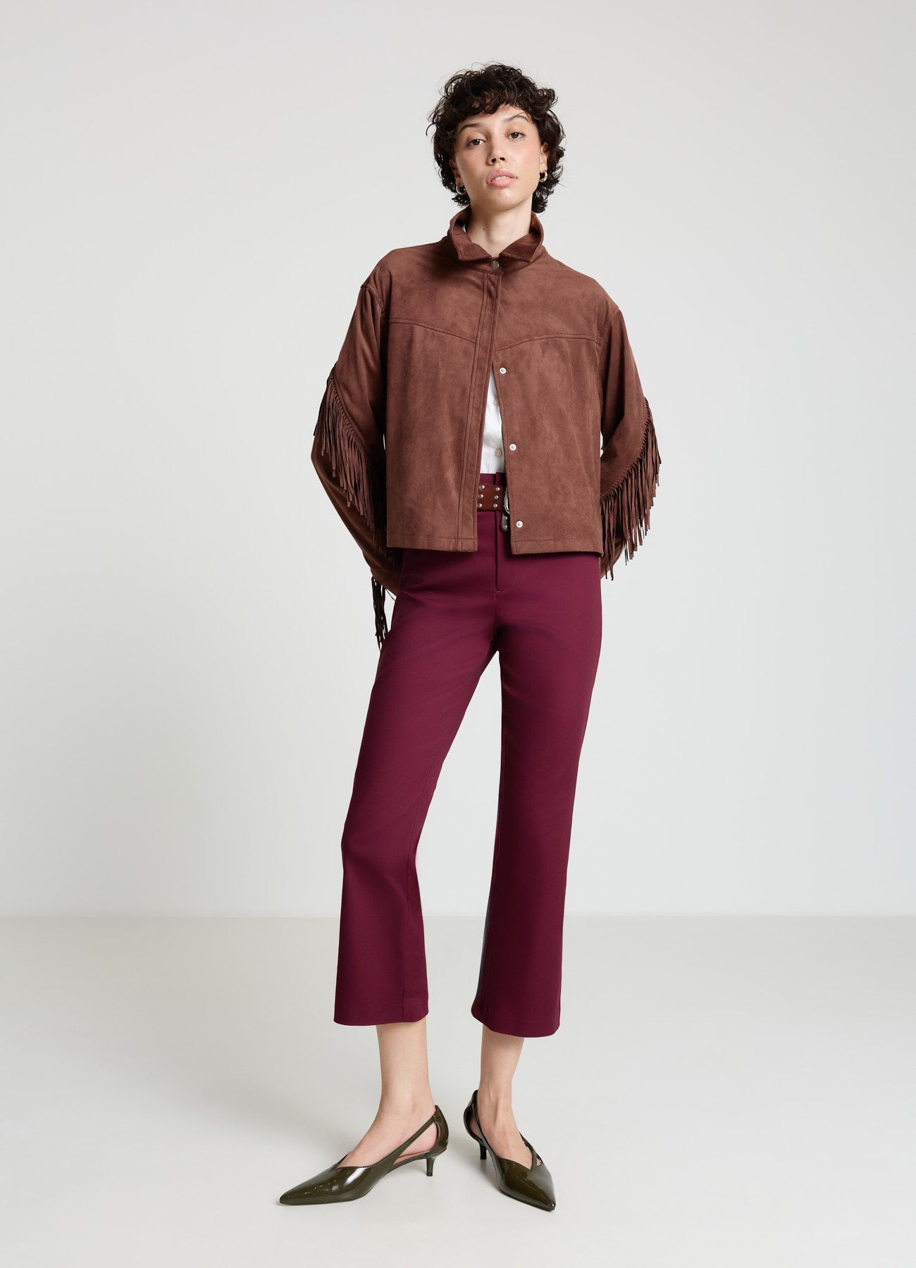 Pantaloni cropped flare tinta unita