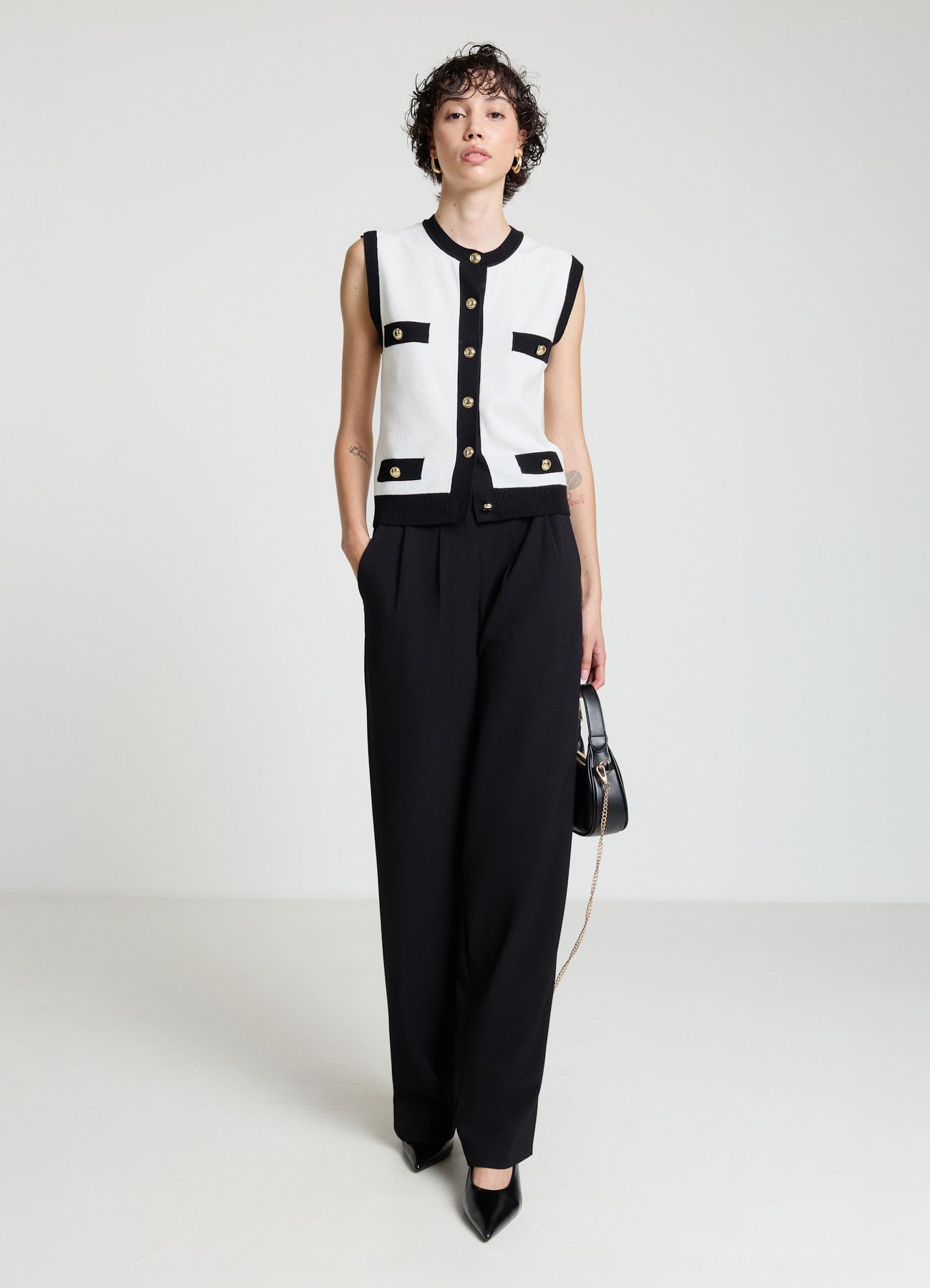 Pantaloni palazzo con doppia piega