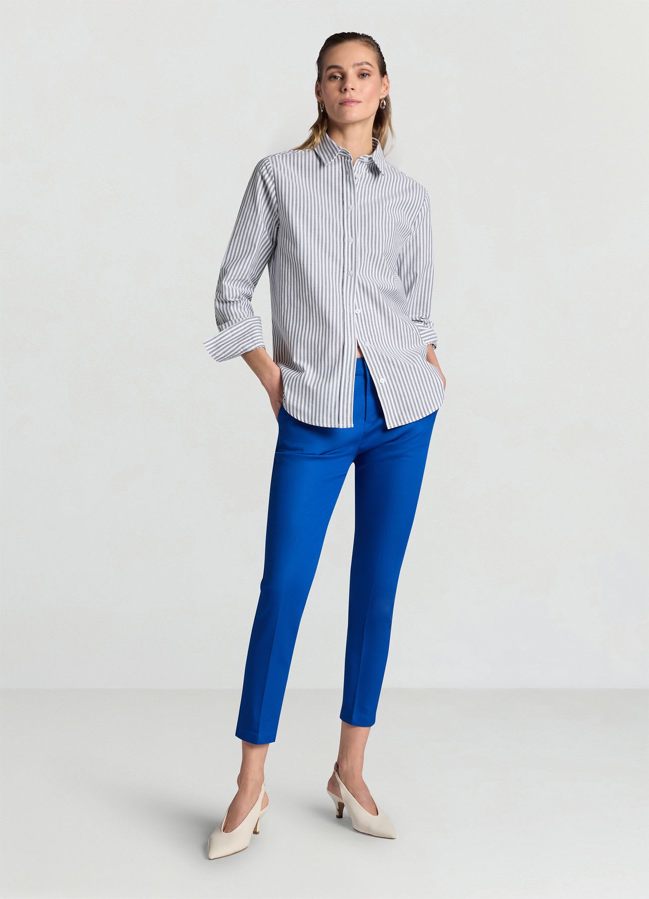Pantaloni a sigaretta in rasatello di cotone