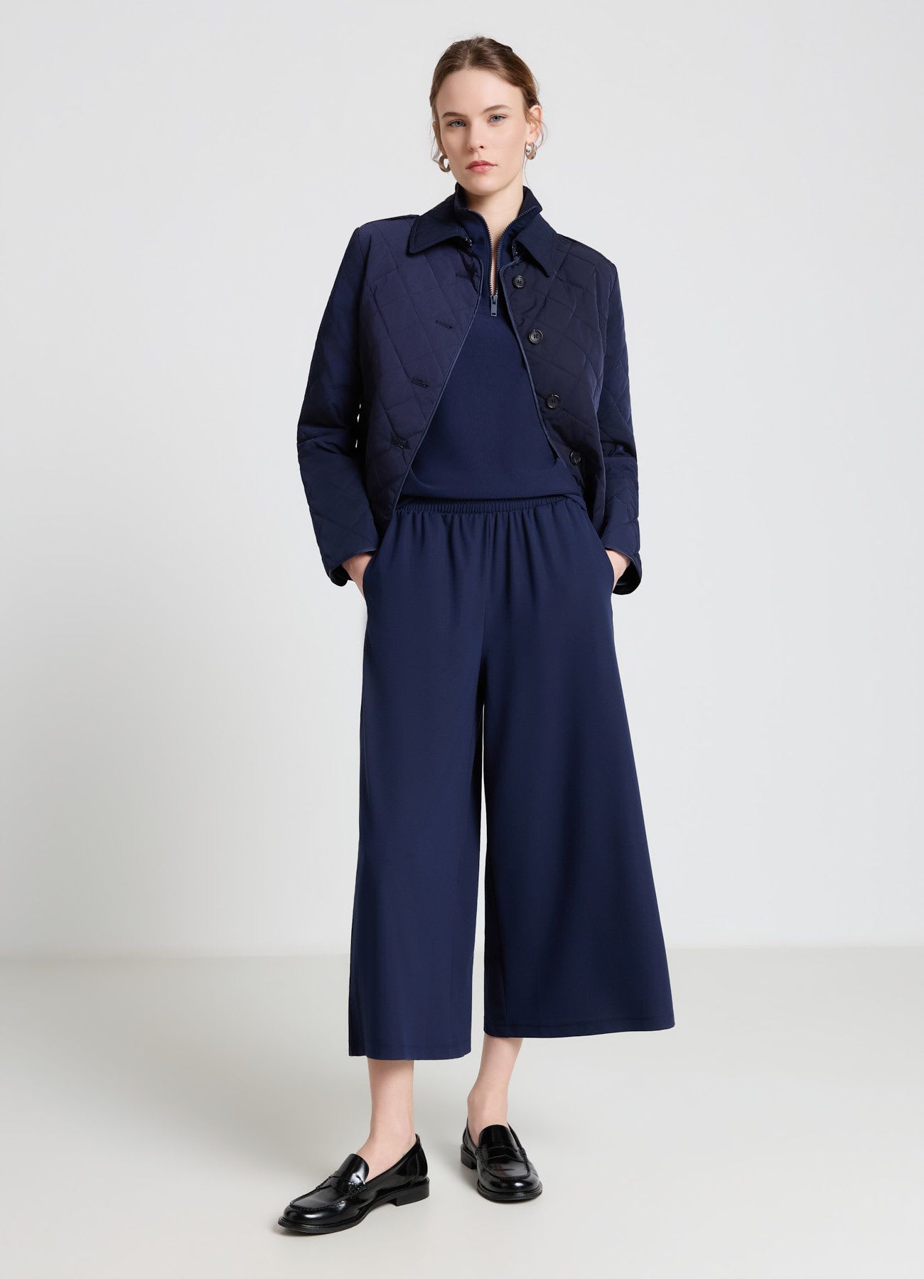 Pantaloni ginnici crop tinta unita