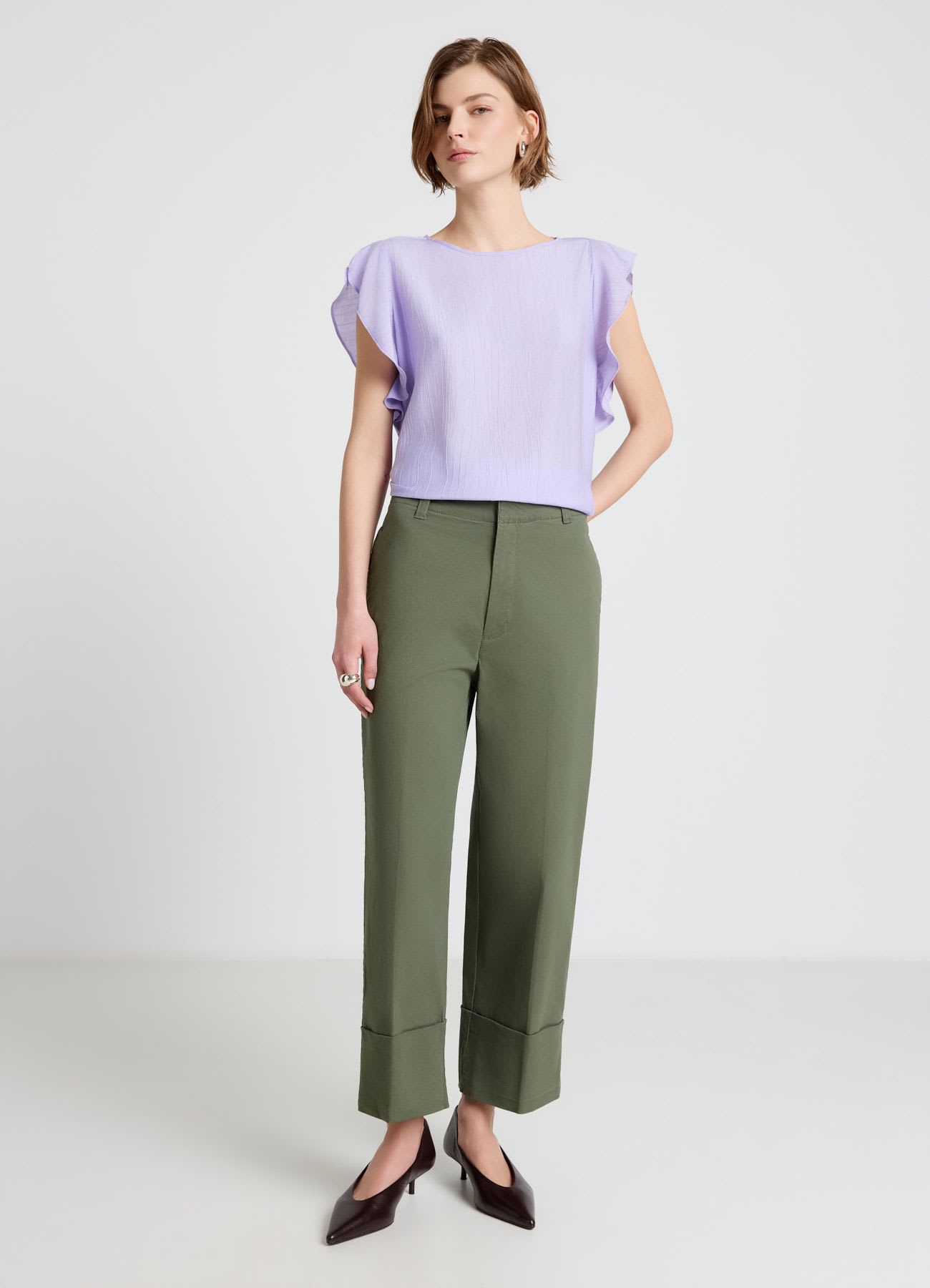 Blusa con maniche a volant
