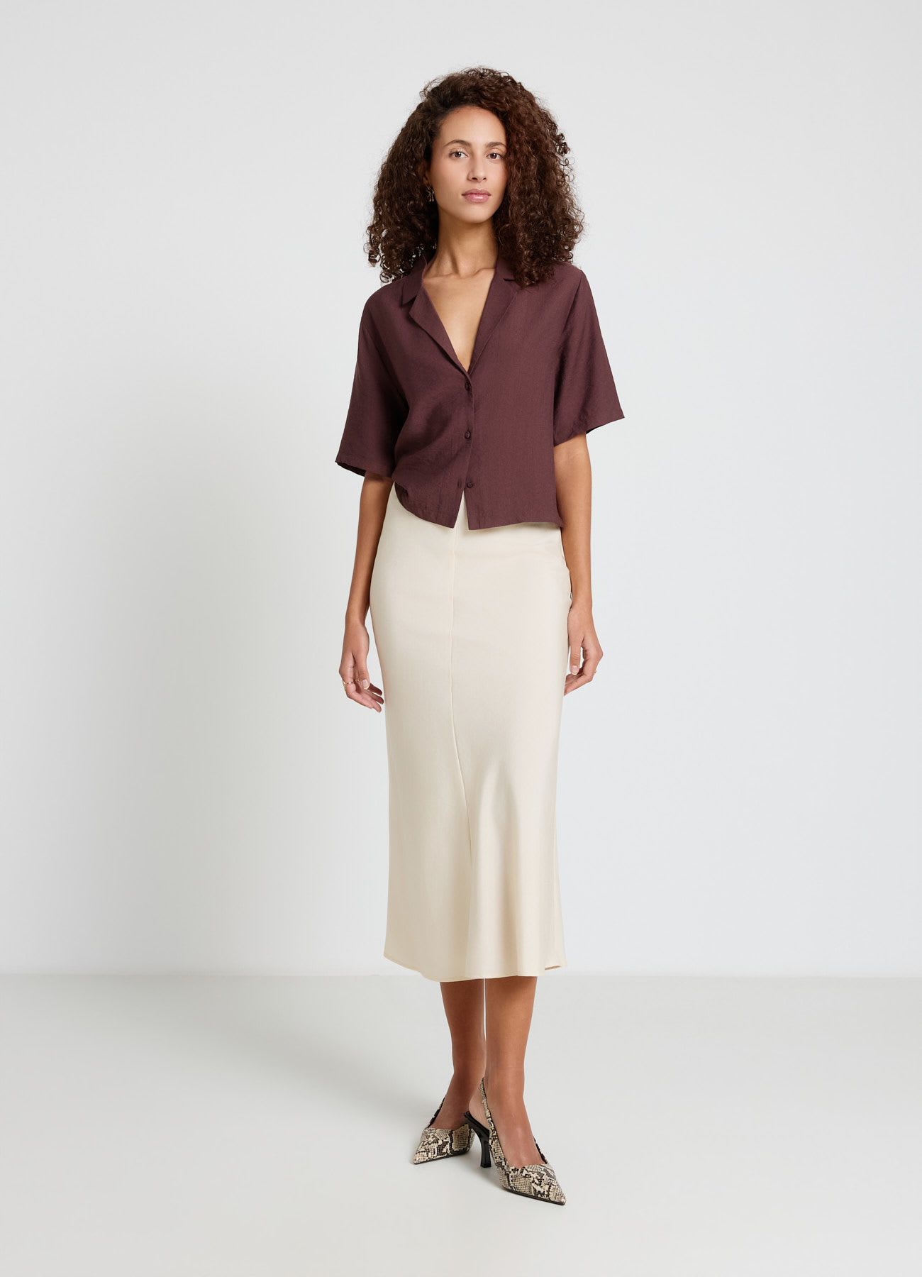 Camicia a maniche corte con collo a rever