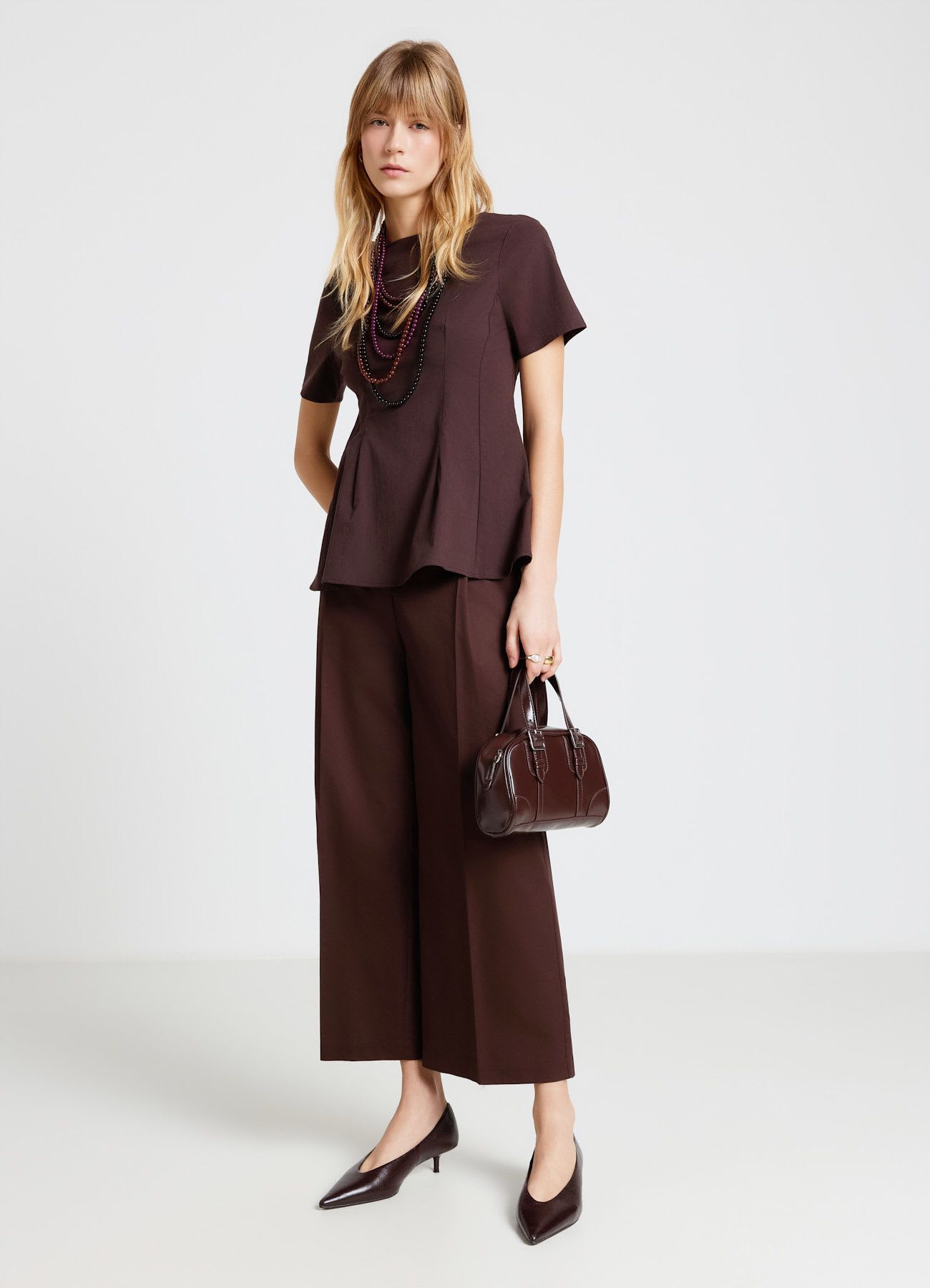Pantaloni crop palazzo con pinces