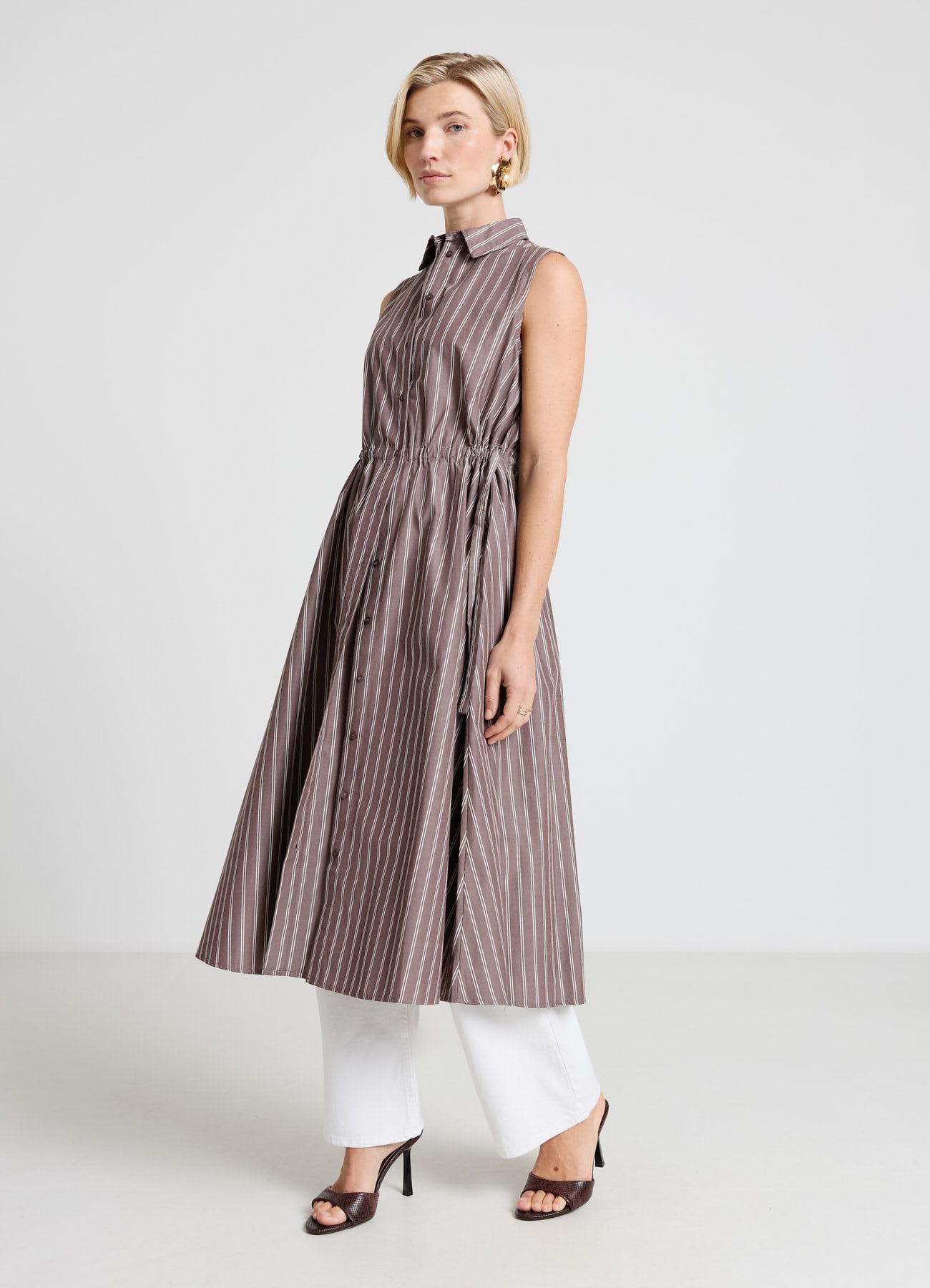 Vestito chemisier lungo a righe con lacci