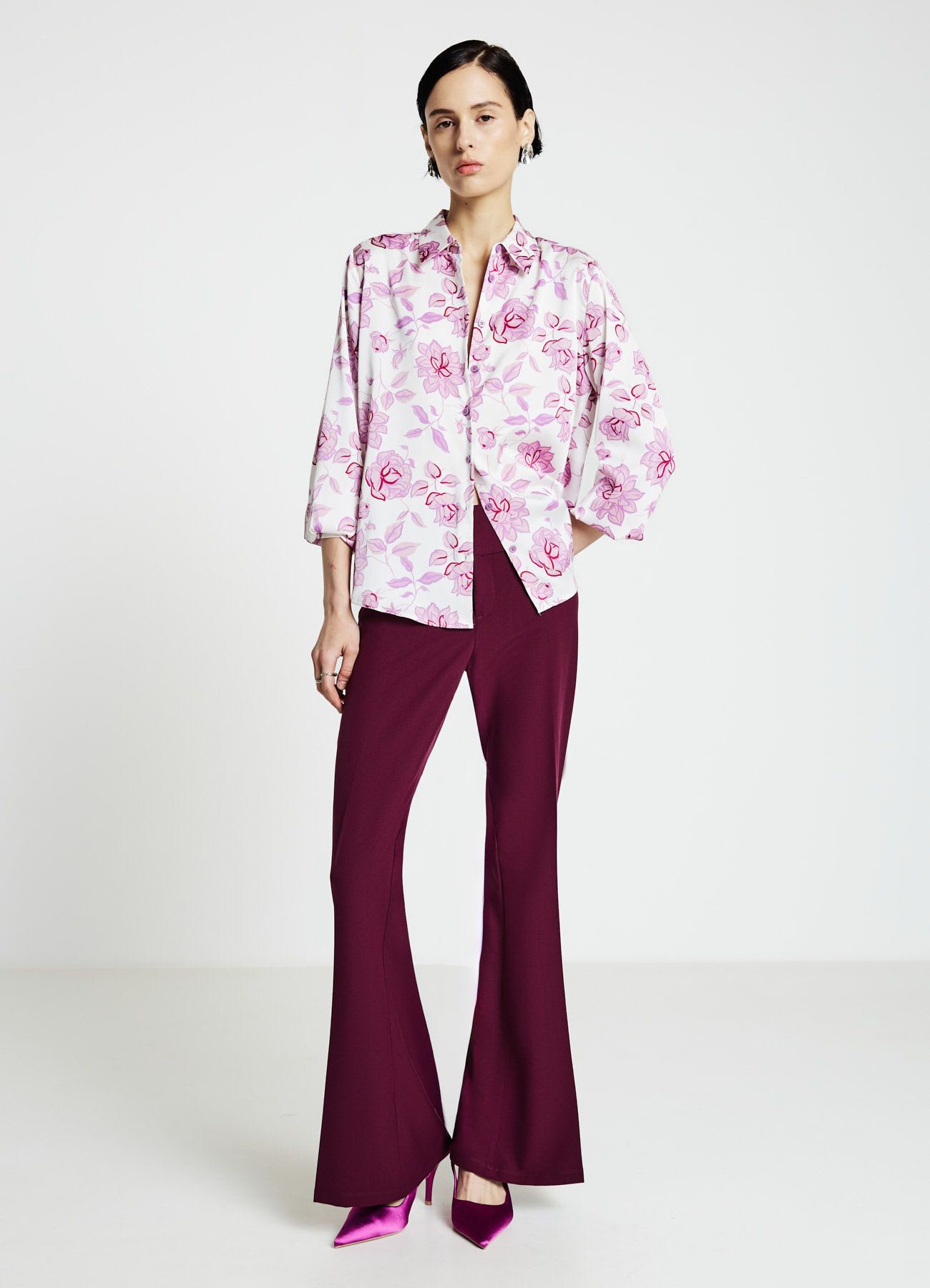 Camicia simil satin con stampa fiori