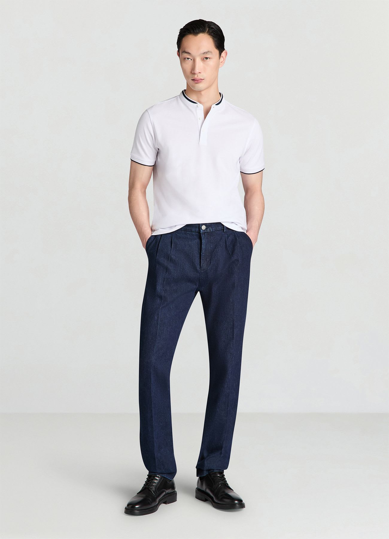 T-shirt polo alla coreana