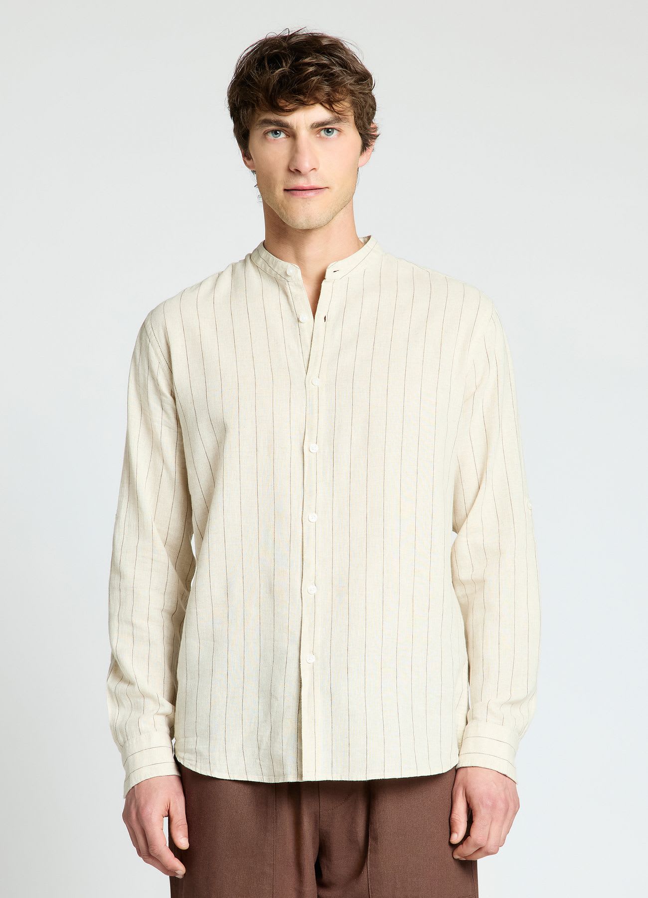 Camicia a righe con colletto alla coreana