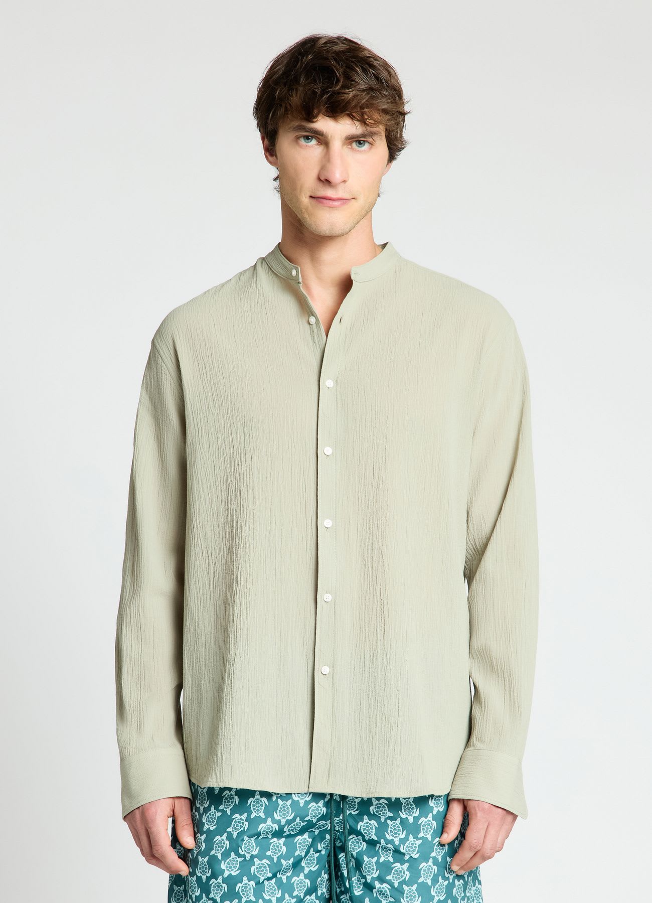 Camicia coreana a tinta unita
