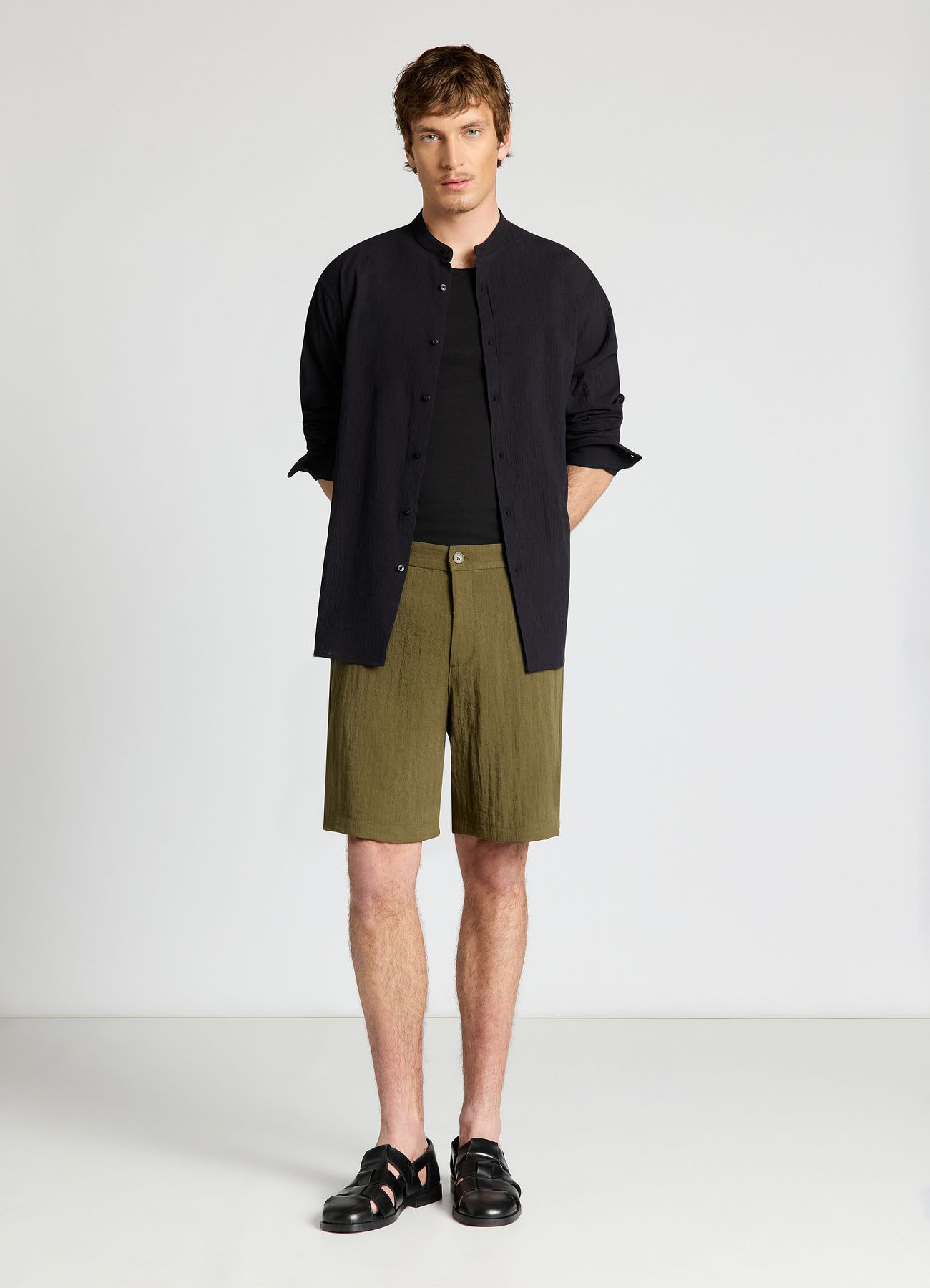 Camicia coreana a tinta unita