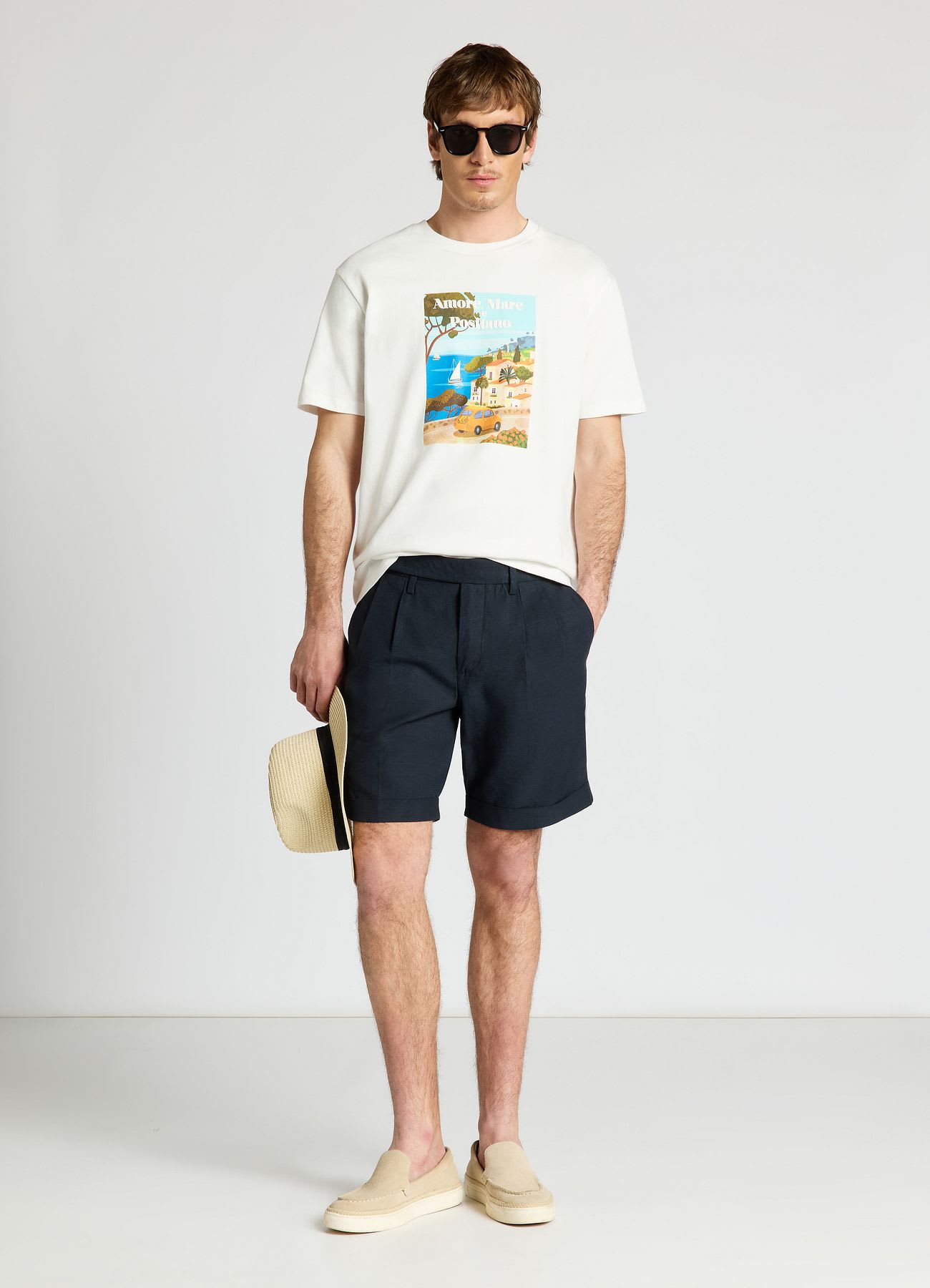 Pantaloncini bermuda con doppie pinces