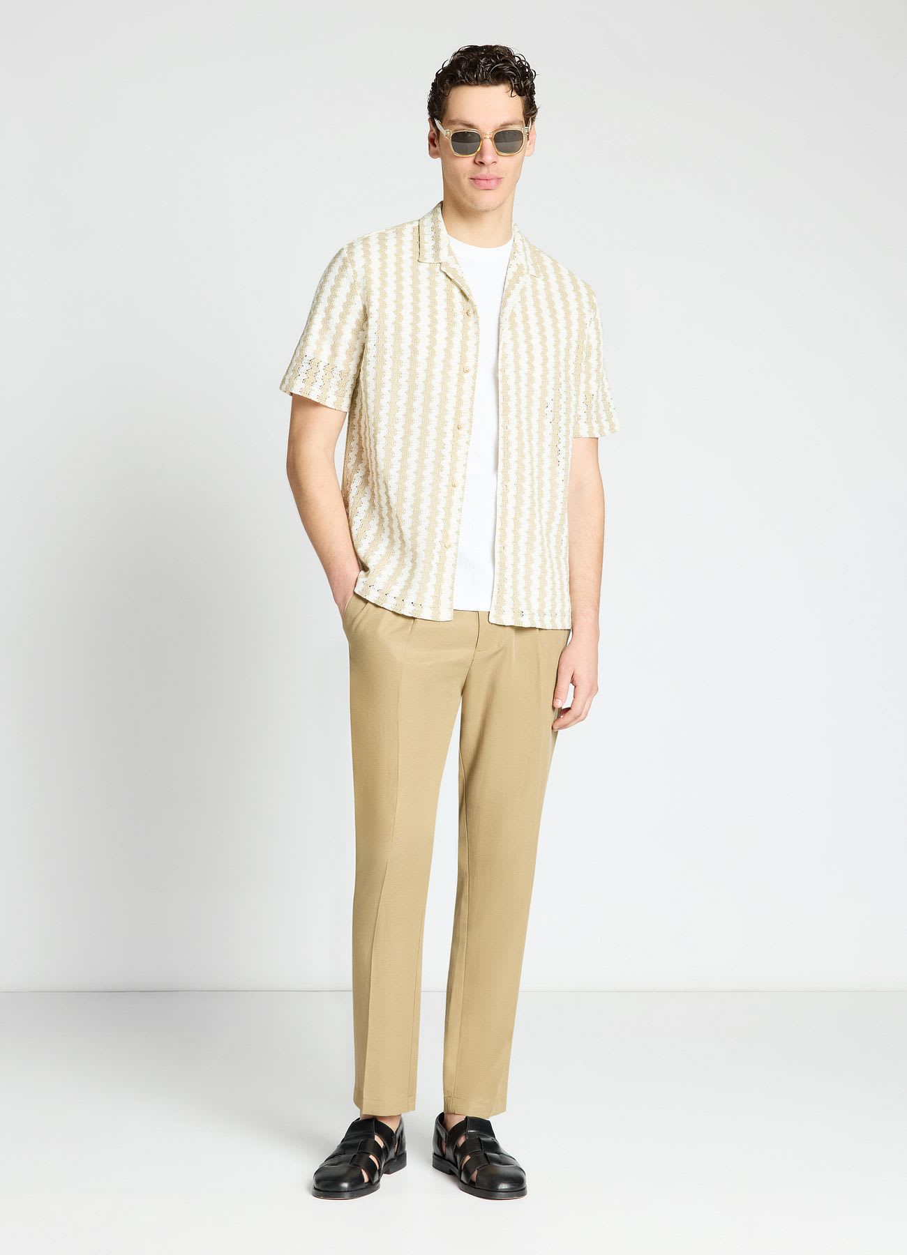 Pantaloni lunghi con vita elasticizzata
