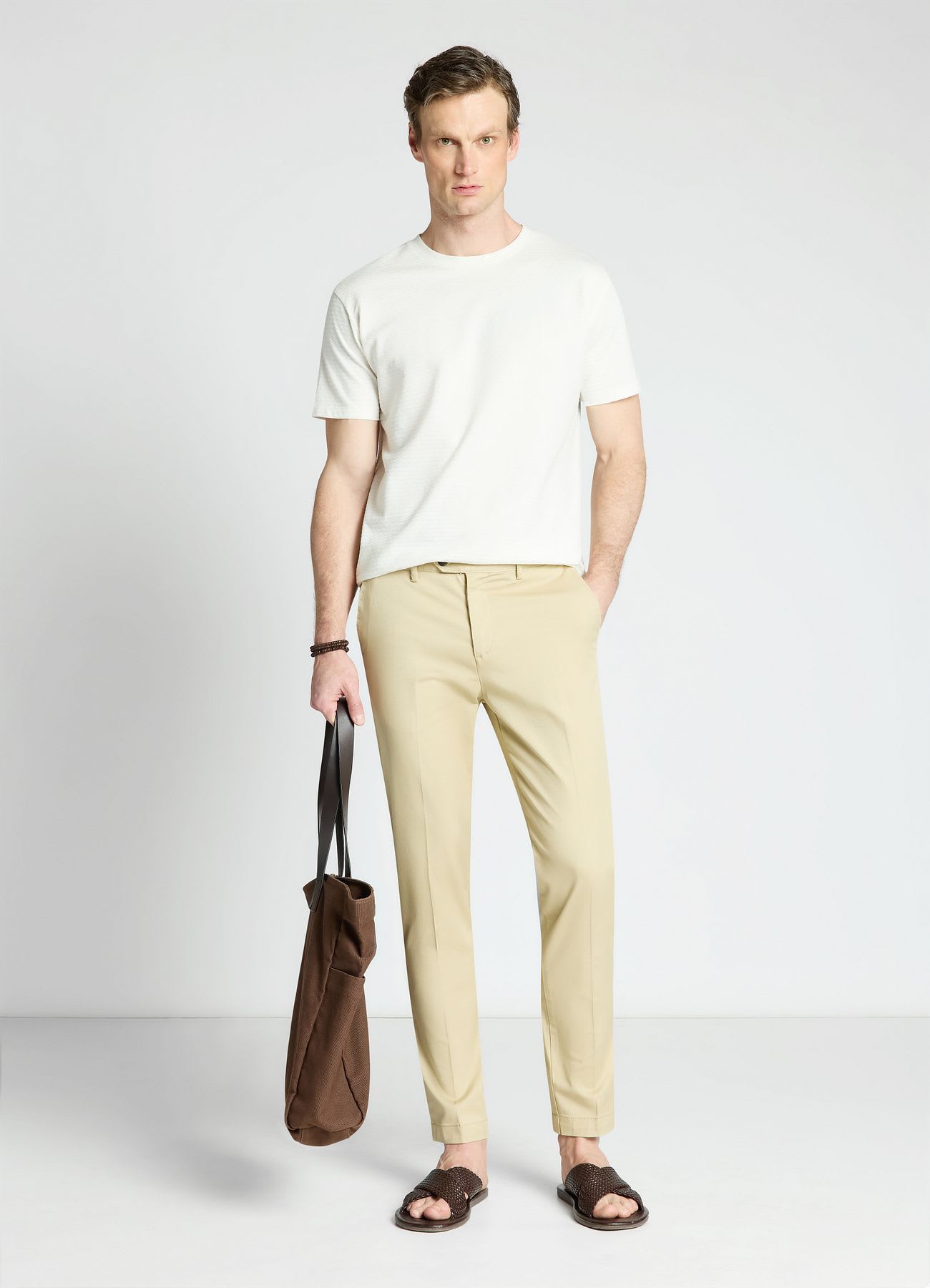 Pantaloni chino tinta unita