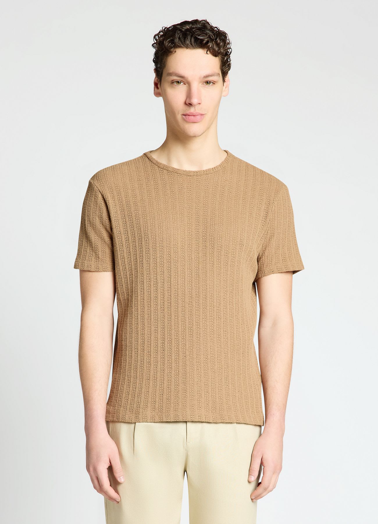 T-shirt in maglia traforata a coste